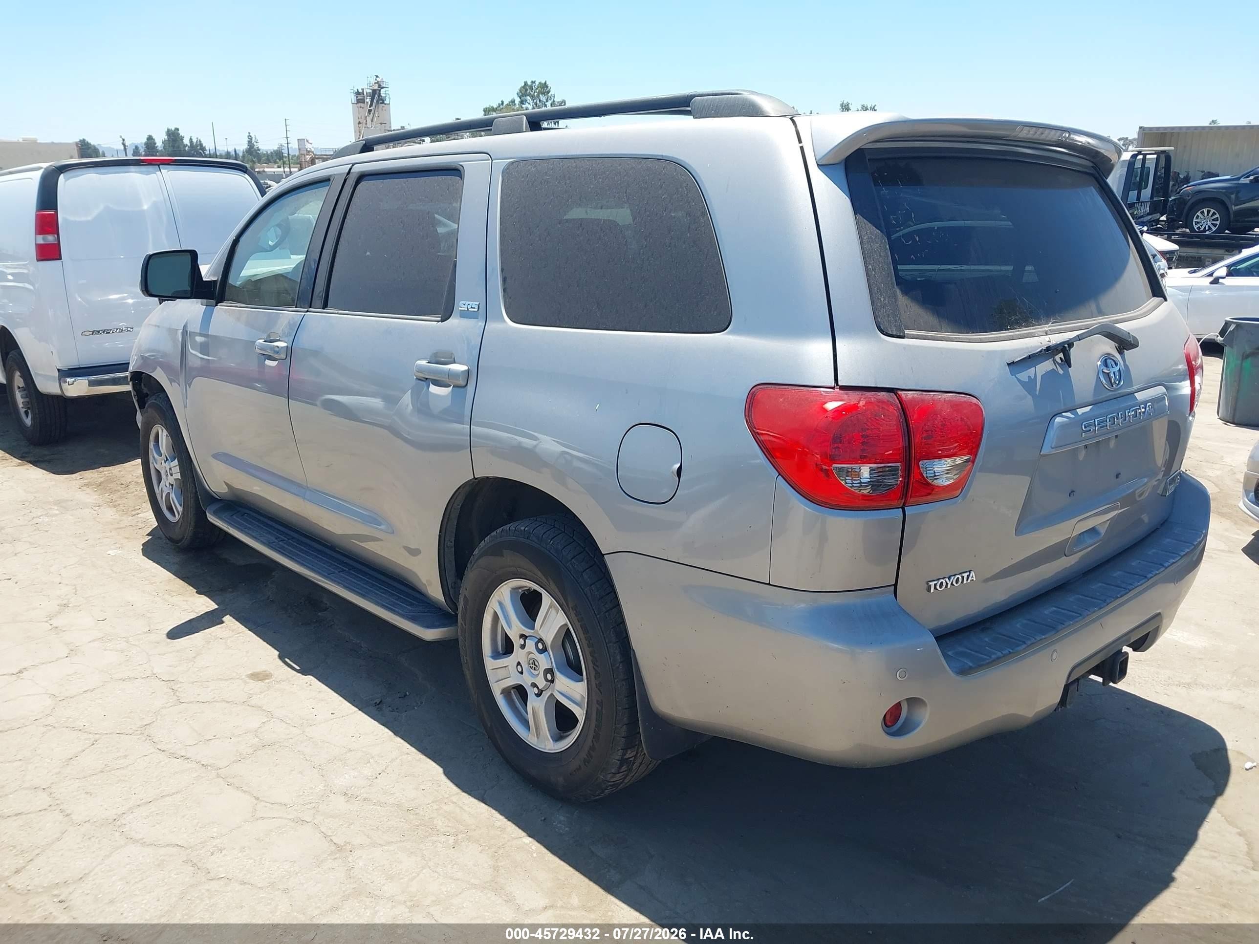 2008 Toyota Sequoia Sr5 5.7l V8 Silver vin: 5TDZY64A18S009059