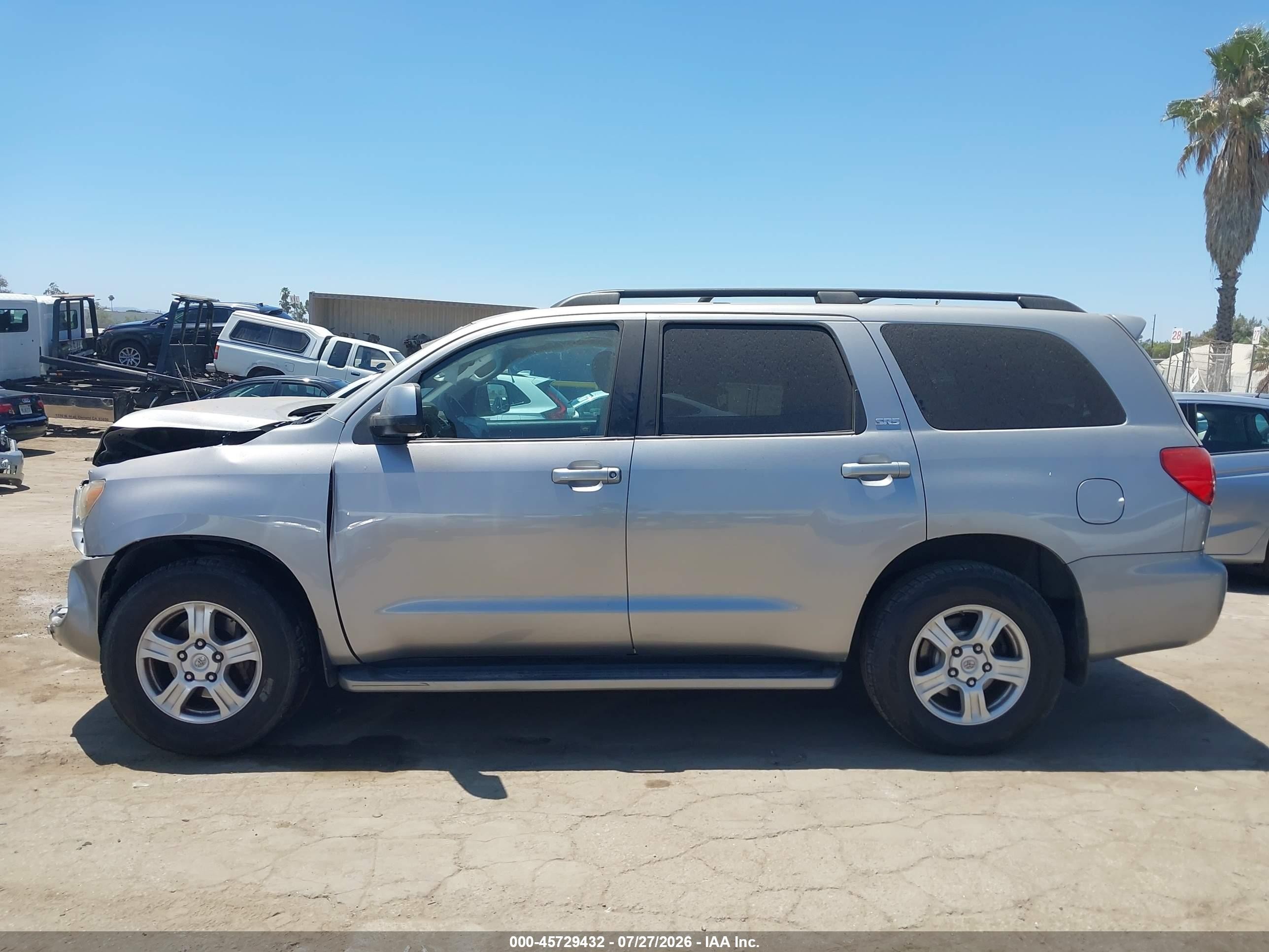 2008 Toyota Sequoia Sr5 5.7l V8 Silver vin: 5TDZY64A18S009059