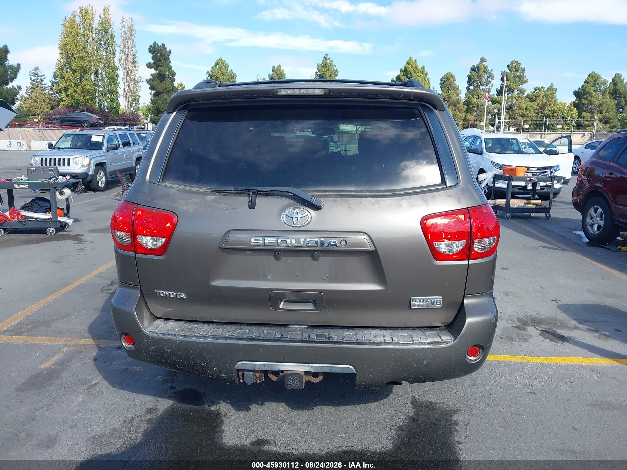 2008 Toyota Sequoia Sr5 5.7l V8 Gray vin: 5TDZY64A18S014665