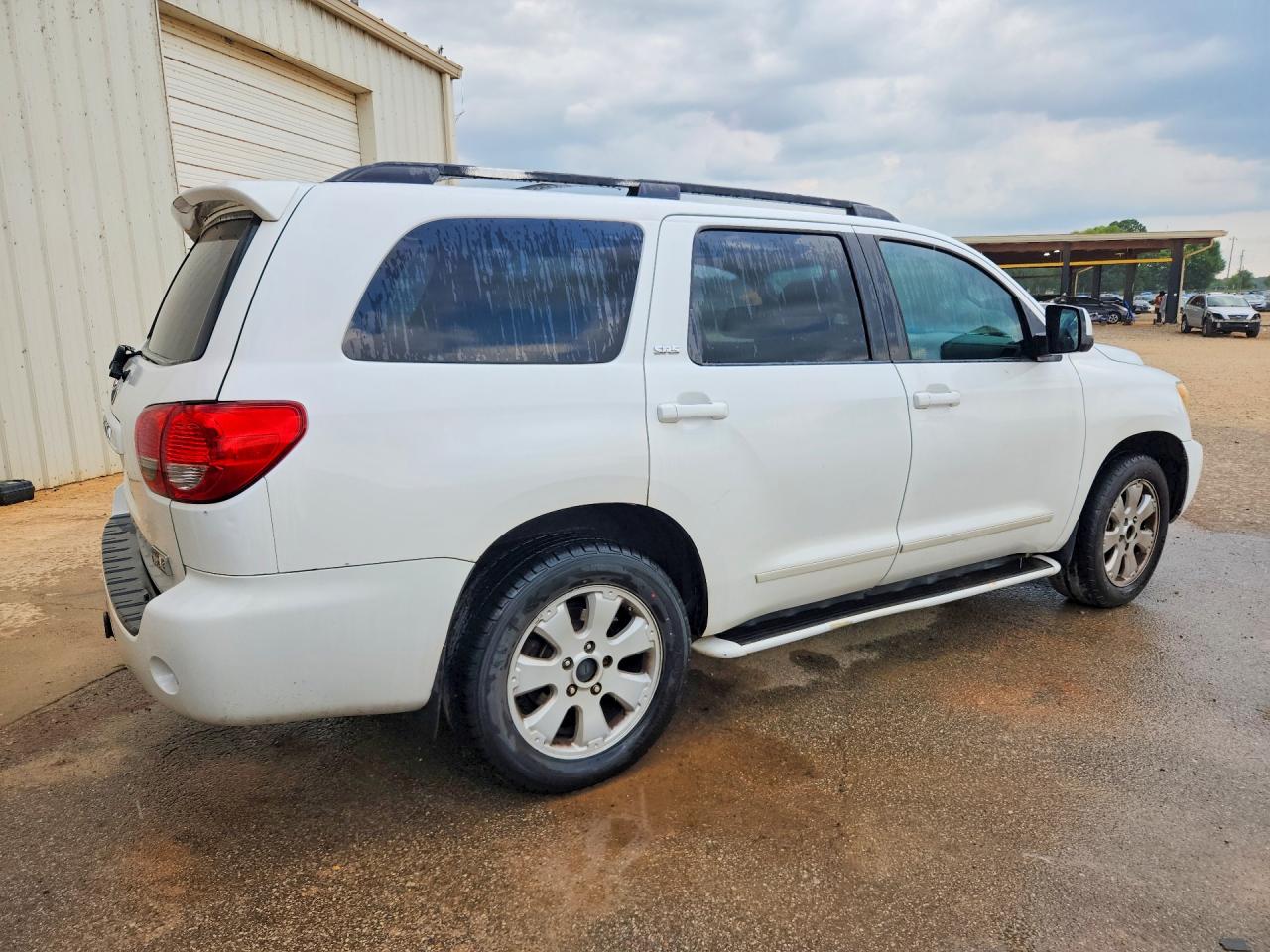 2008 Toyota Sequoia Sr5 White vin: 5TDZY64A28S003643