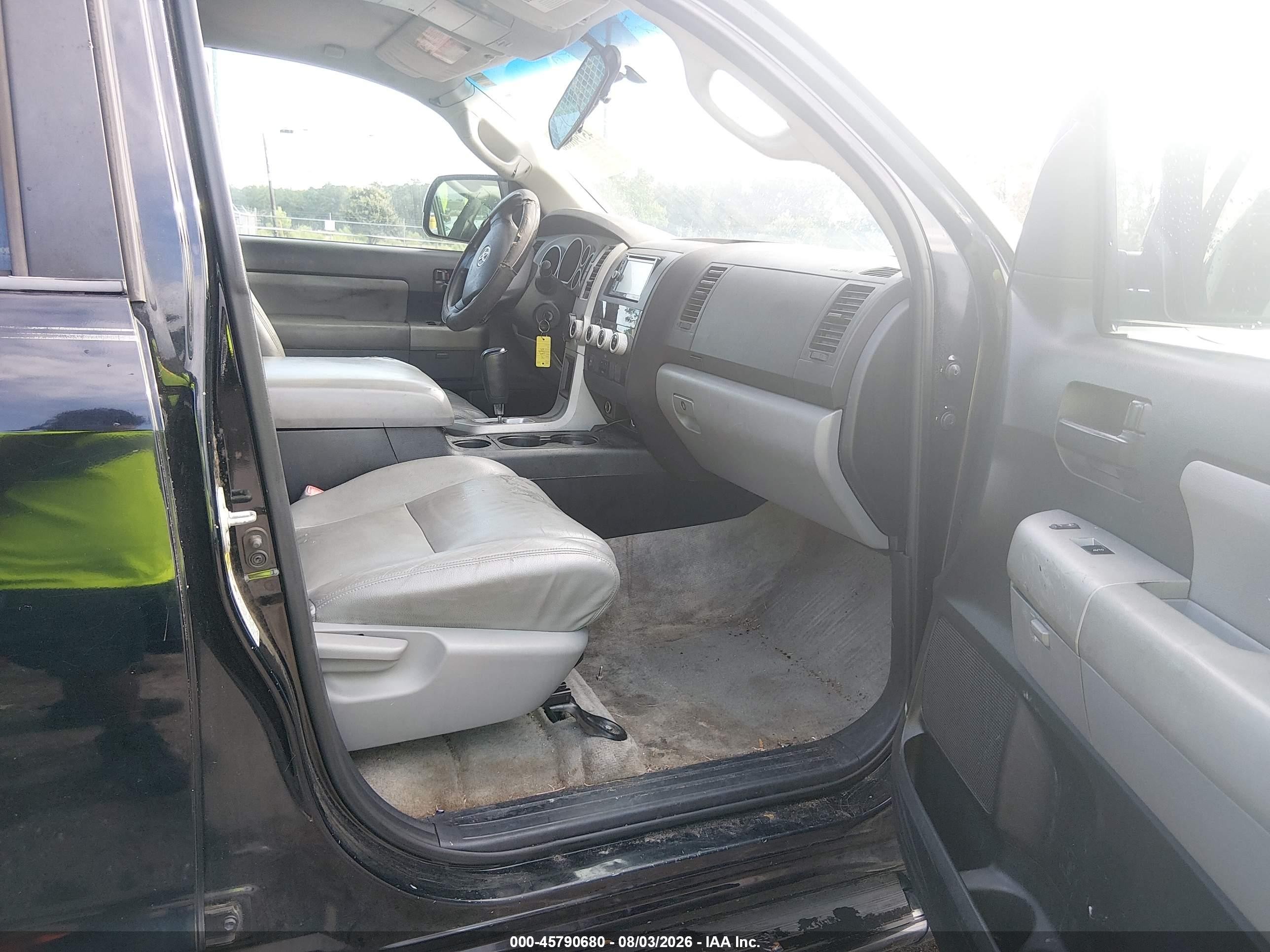 2008 Toyota Sequoia Sr5 5.7l V8 Black vin: 5TDZY64A48S008939