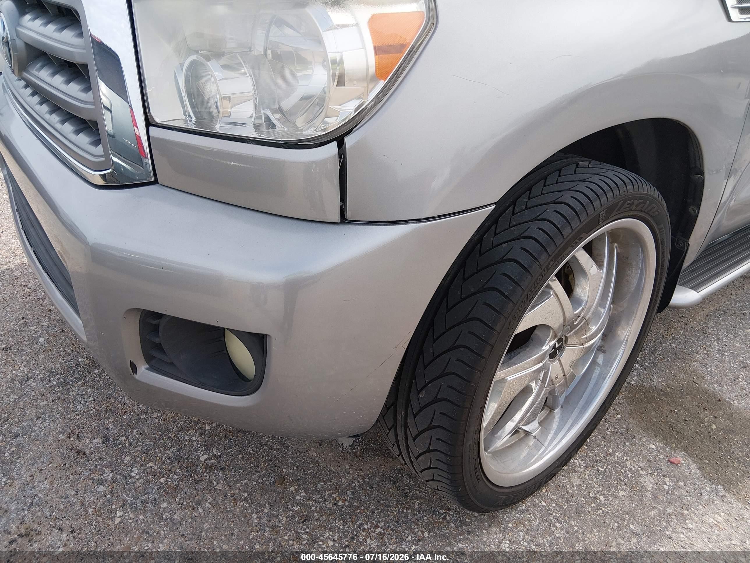 2008 Toyota Sequoia Sr5 5.7l V8 Silver vin: 5TDZY64A58S004656