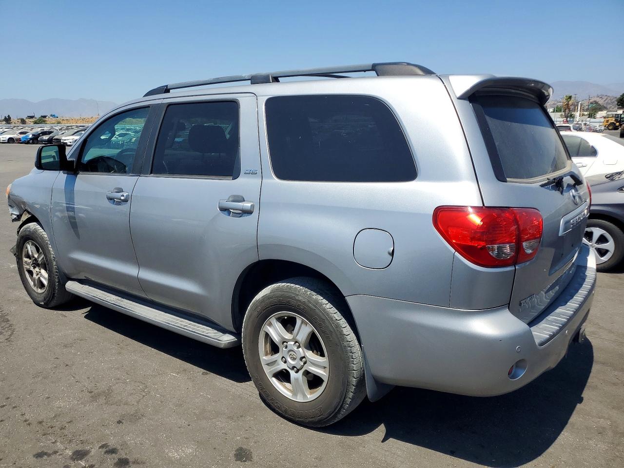 2008 Toyota Sequoia Sr5 Silver vin: 5TDZY64A68S005394