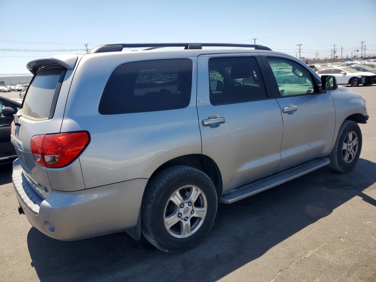2008 Toyota Sequoia Sr5 Silver vin: 5TDZY64A68S005394