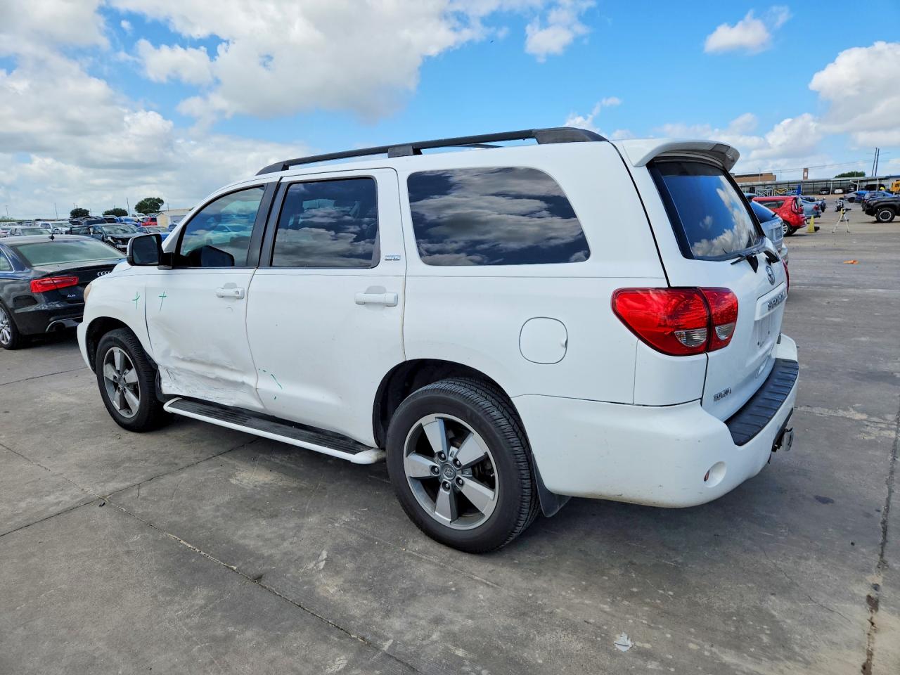 2008 Toyota Sequoia Sr5 White vin: 5TDZY64A78S011270
