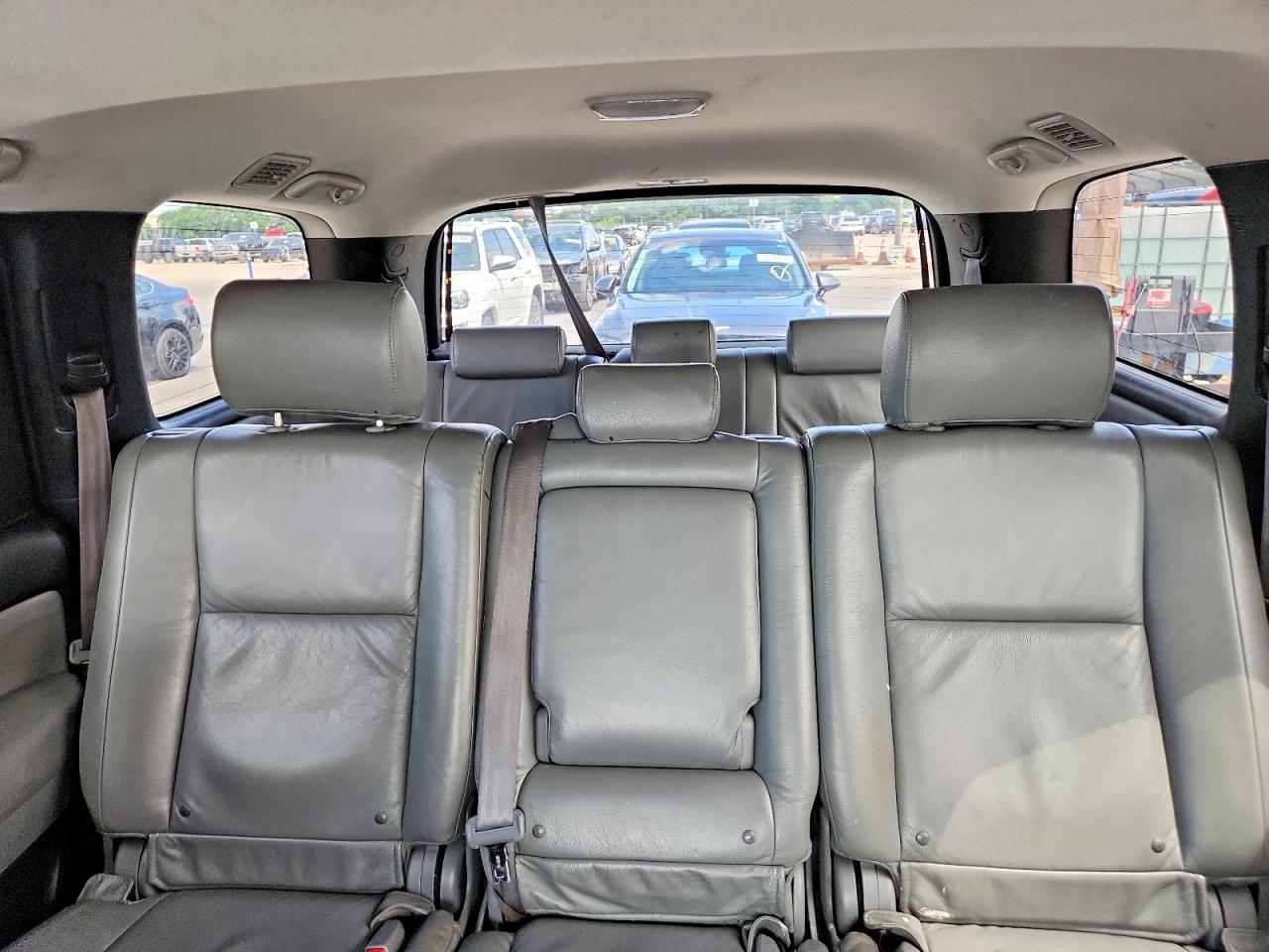 2008 Toyota Sequoia Sr5 White vin: 5TDZY64A78S011270