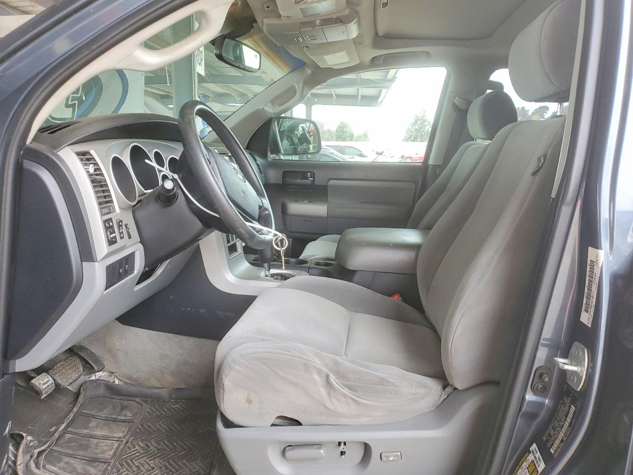 2008 Toyota Sequoia Sr5 Серый vin: 5TDZY64A88S010211