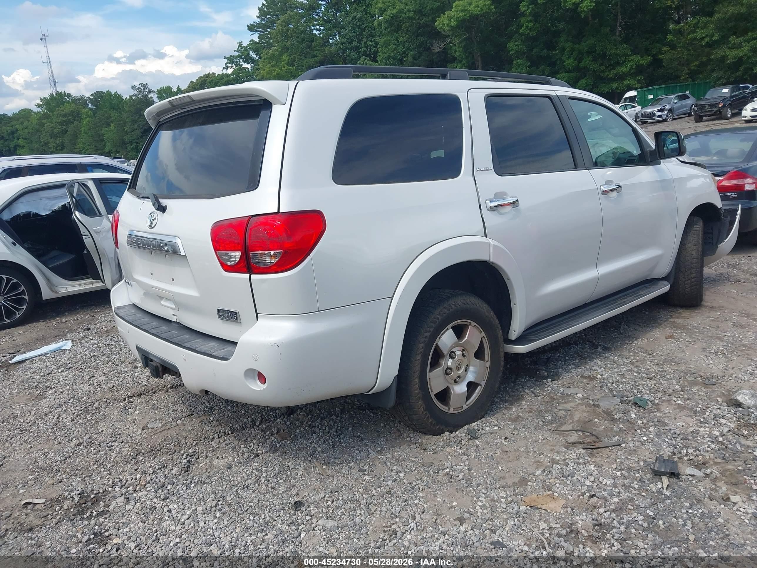 2008 Toyota Sequoia Platinum 5.7l V8 White vin: 5TDZY67A08S008982