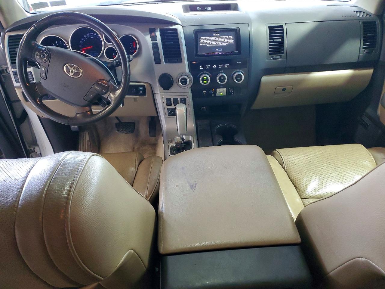 2008 Toyota Sequoia Platinum White vin: 5TDZY67A48S013439
