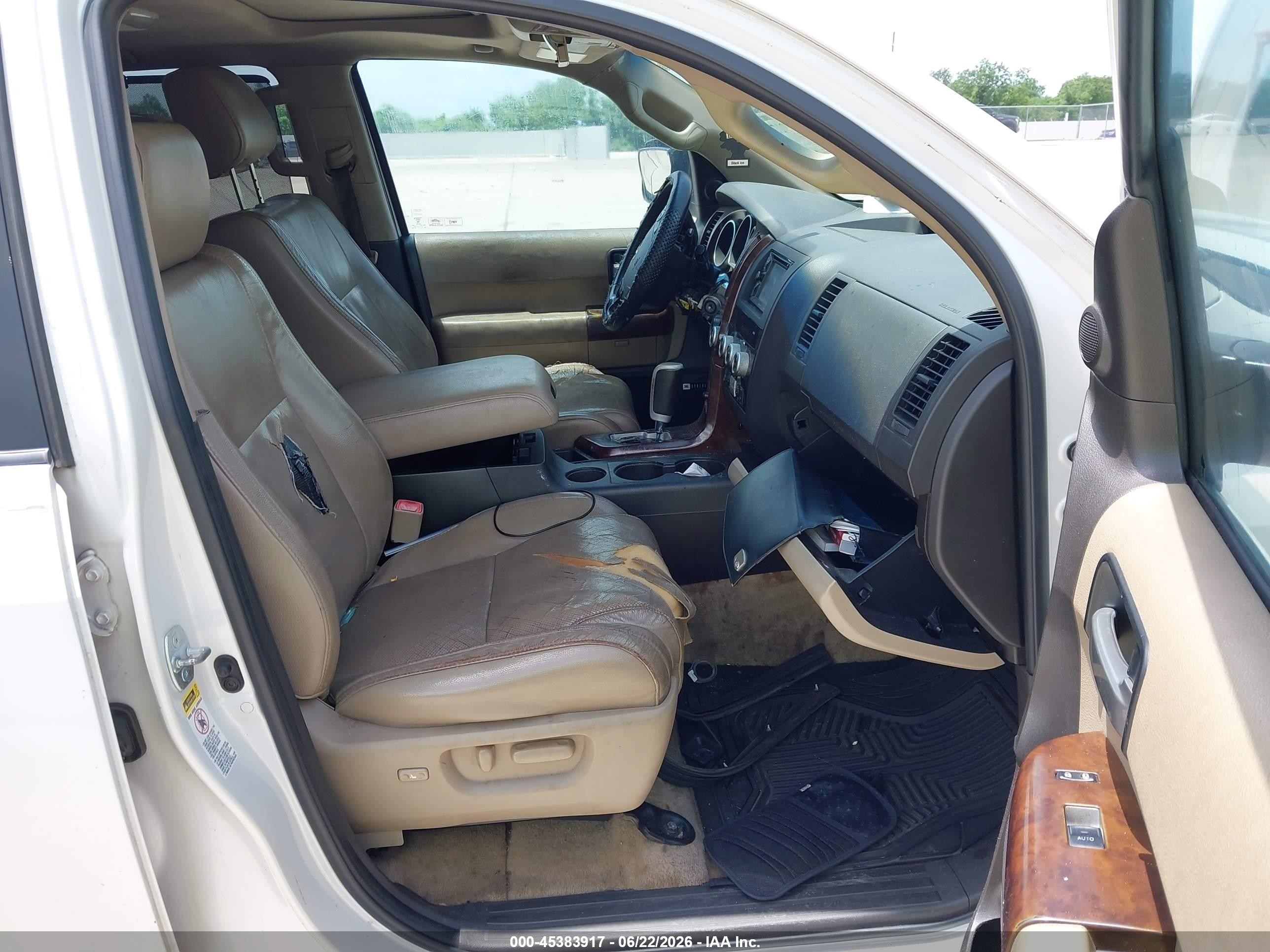 2008 Toyota Sequoia Platinum 5.7l V8 White vin: 5TDZY67AX8S002669