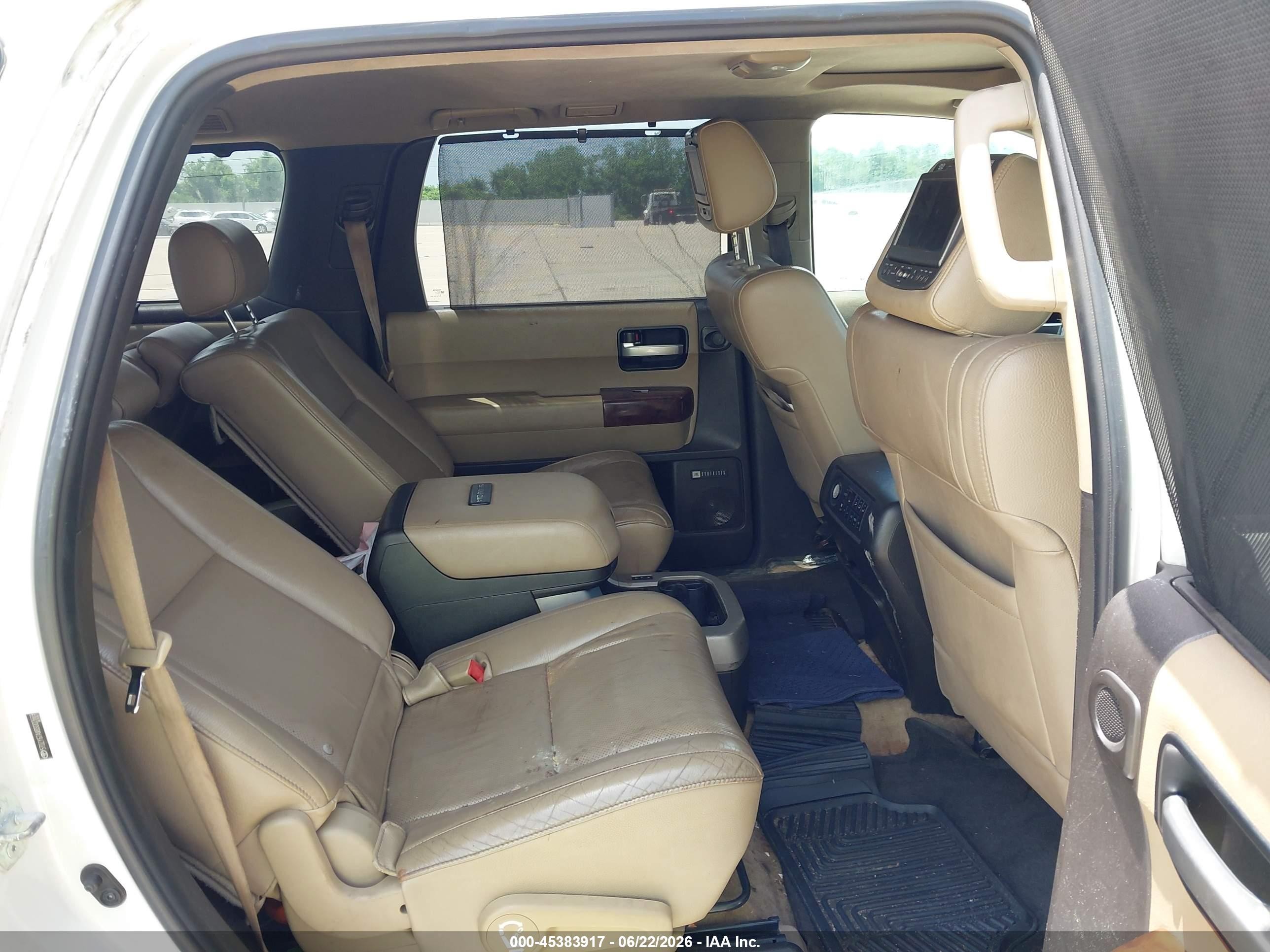 2008 Toyota Sequoia Platinum 5.7l V8 White vin: 5TDZY67AX8S002669