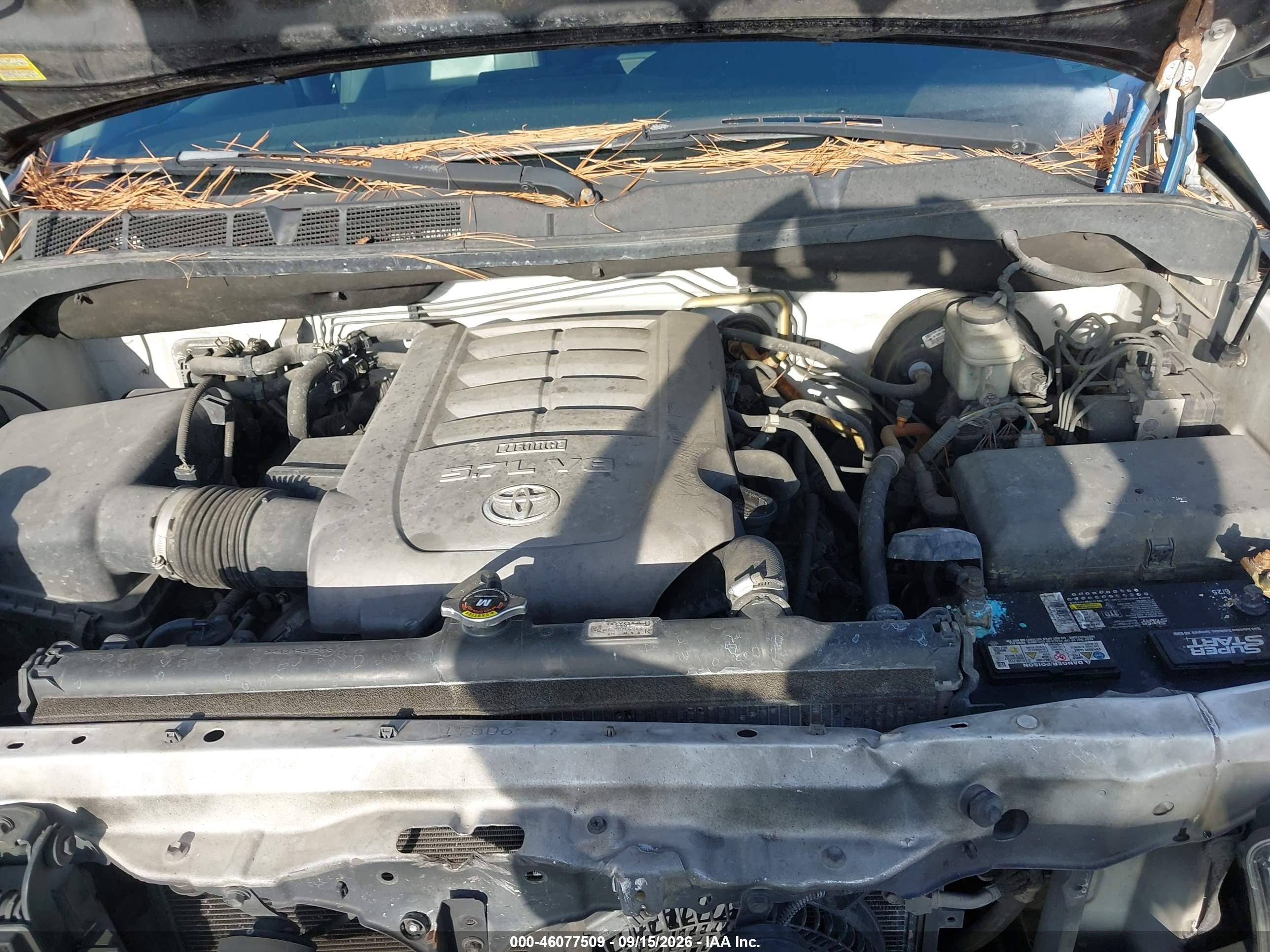 2008 Toyota Sequoia Platinum 5.7l V8 White vin: 5TDZY67AX8S014353