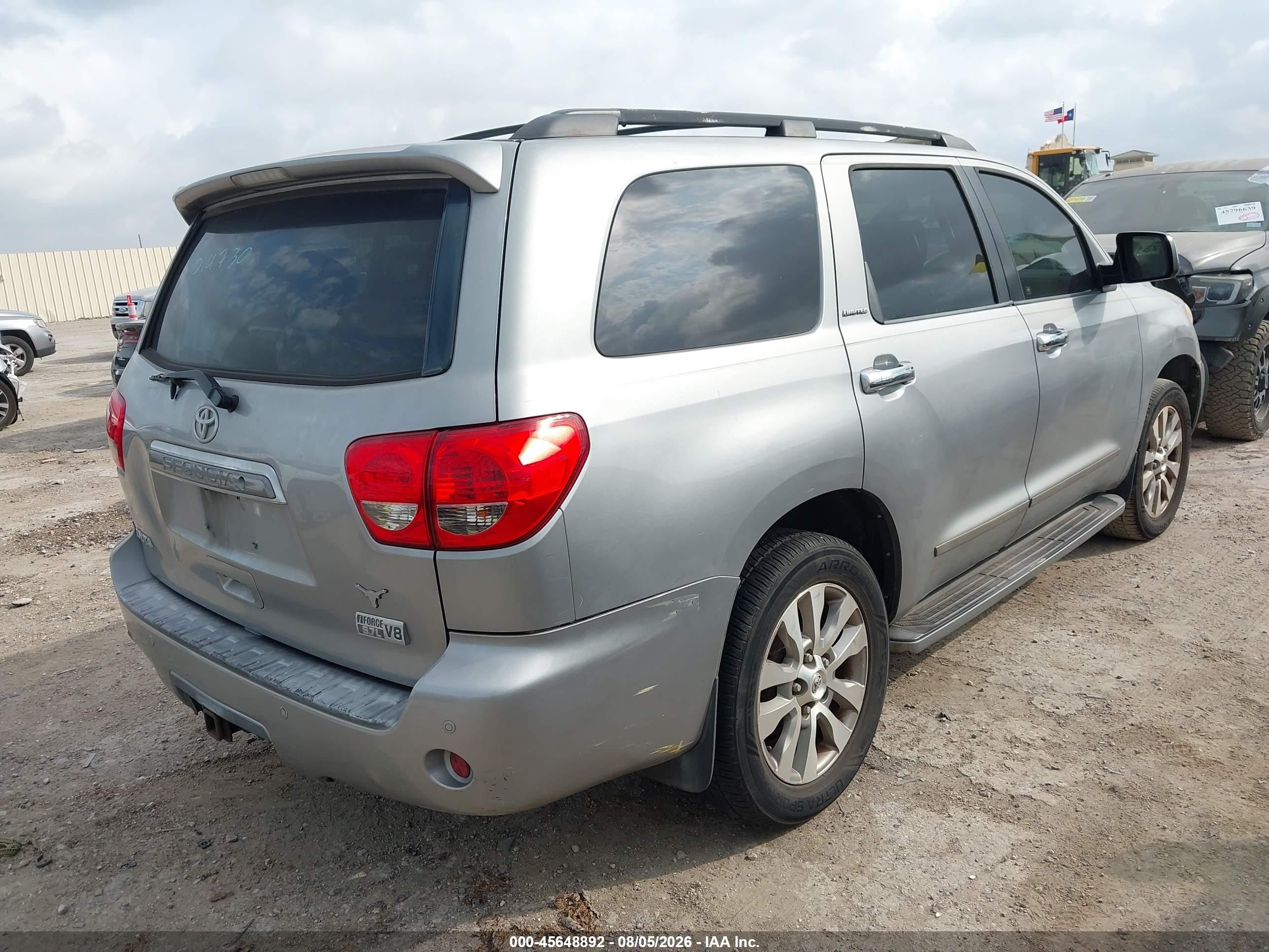 2008 Toyota Sequoia Limited 5.7l V8 Silver vin: 5TDZY68A58S014730