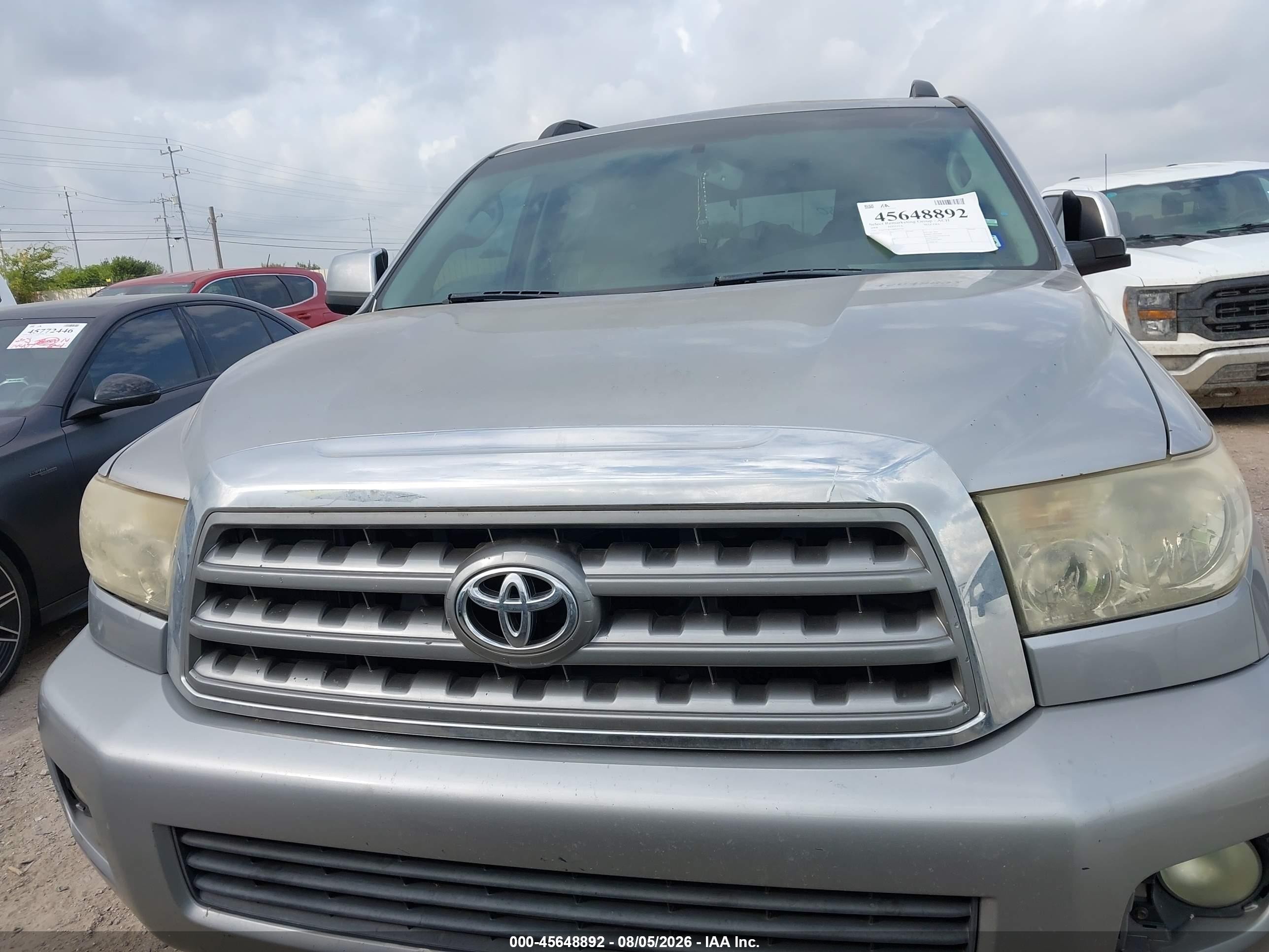 2008 Toyota Sequoia Limited 5.7l V8 Silver vin: 5TDZY68A58S014730