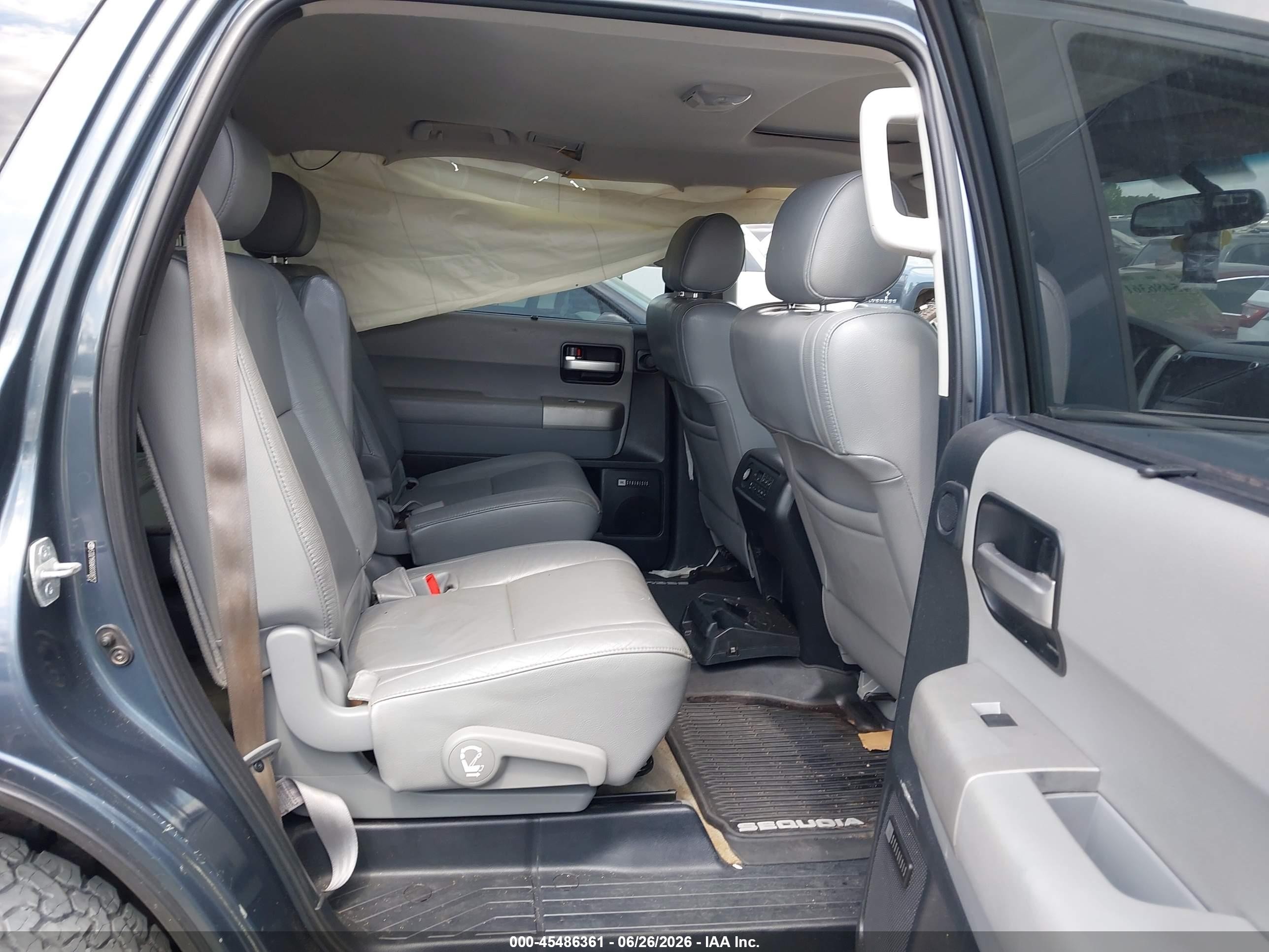 2008 Toyota Sequoia Limited 5.7l V8 Gray vin: 5TDZY68A68S008757