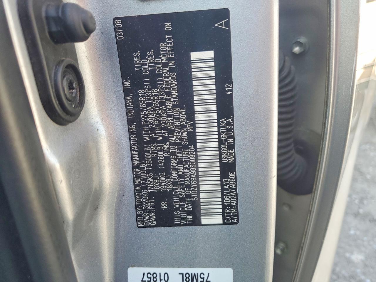 2008 Toyota Sequoia Limited Серебряный vin: 5TDZY68A98S008204