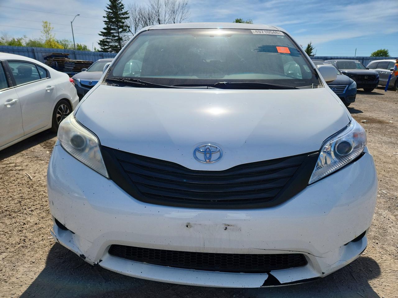 2017 Toyota Sienna L 7-passenger Белый vin: 5TDZZ3DC9HS854013