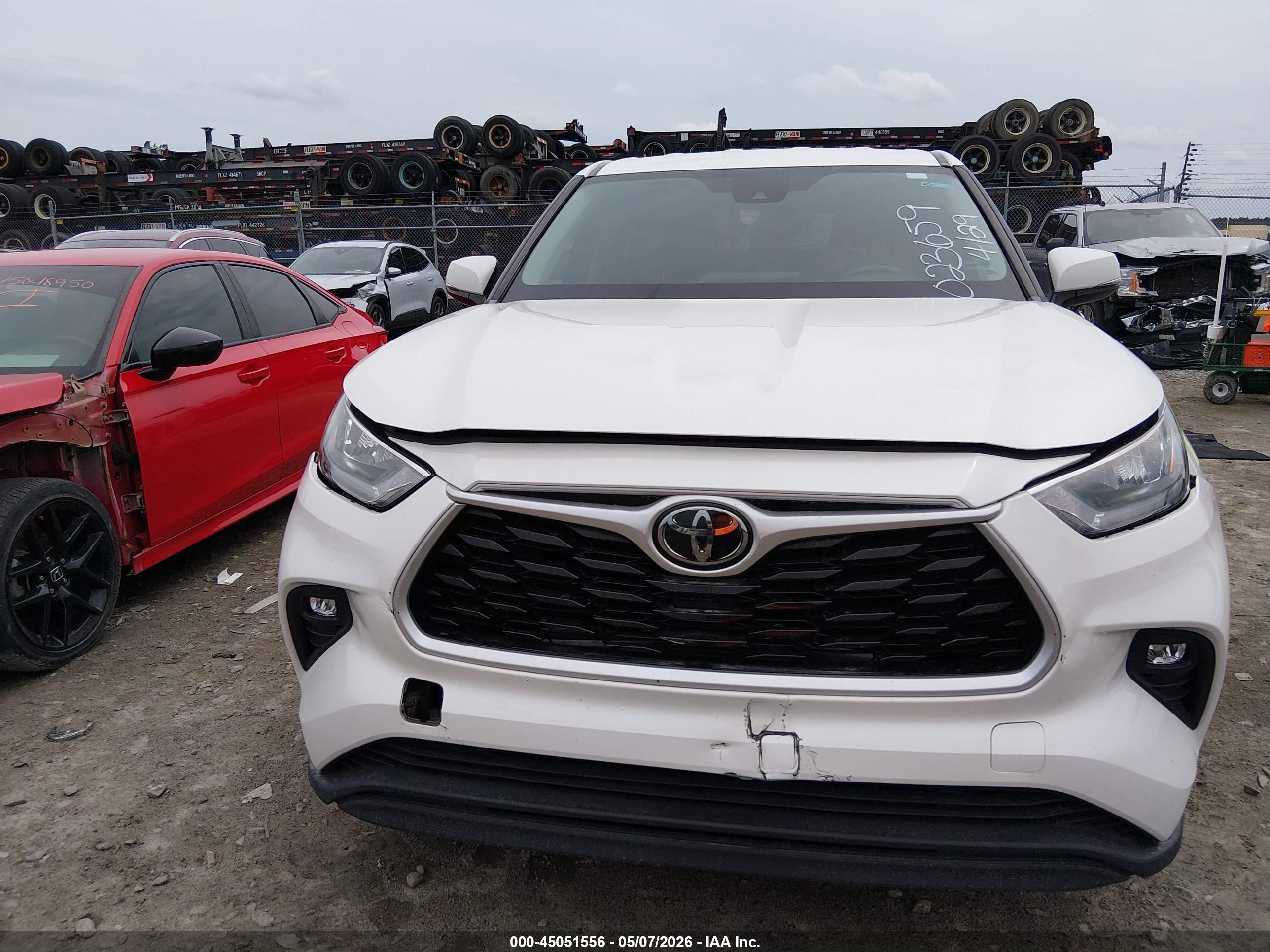2020 Toyota Highlander Le Белый vin: 5TDZZRAH6LS023659