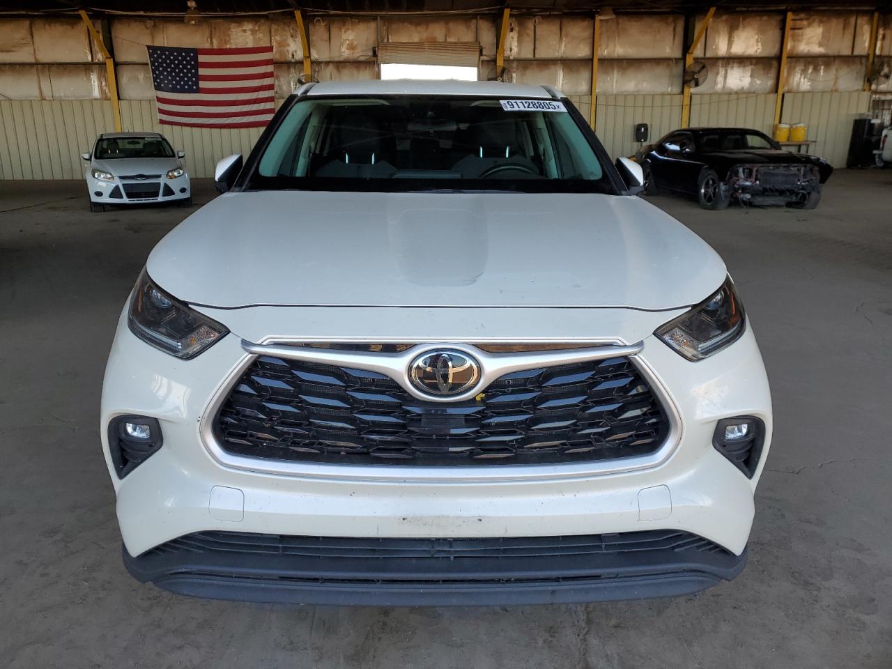 2021 Toyota Highlander L Белый vin: 5TDZZRAH8MS529964
