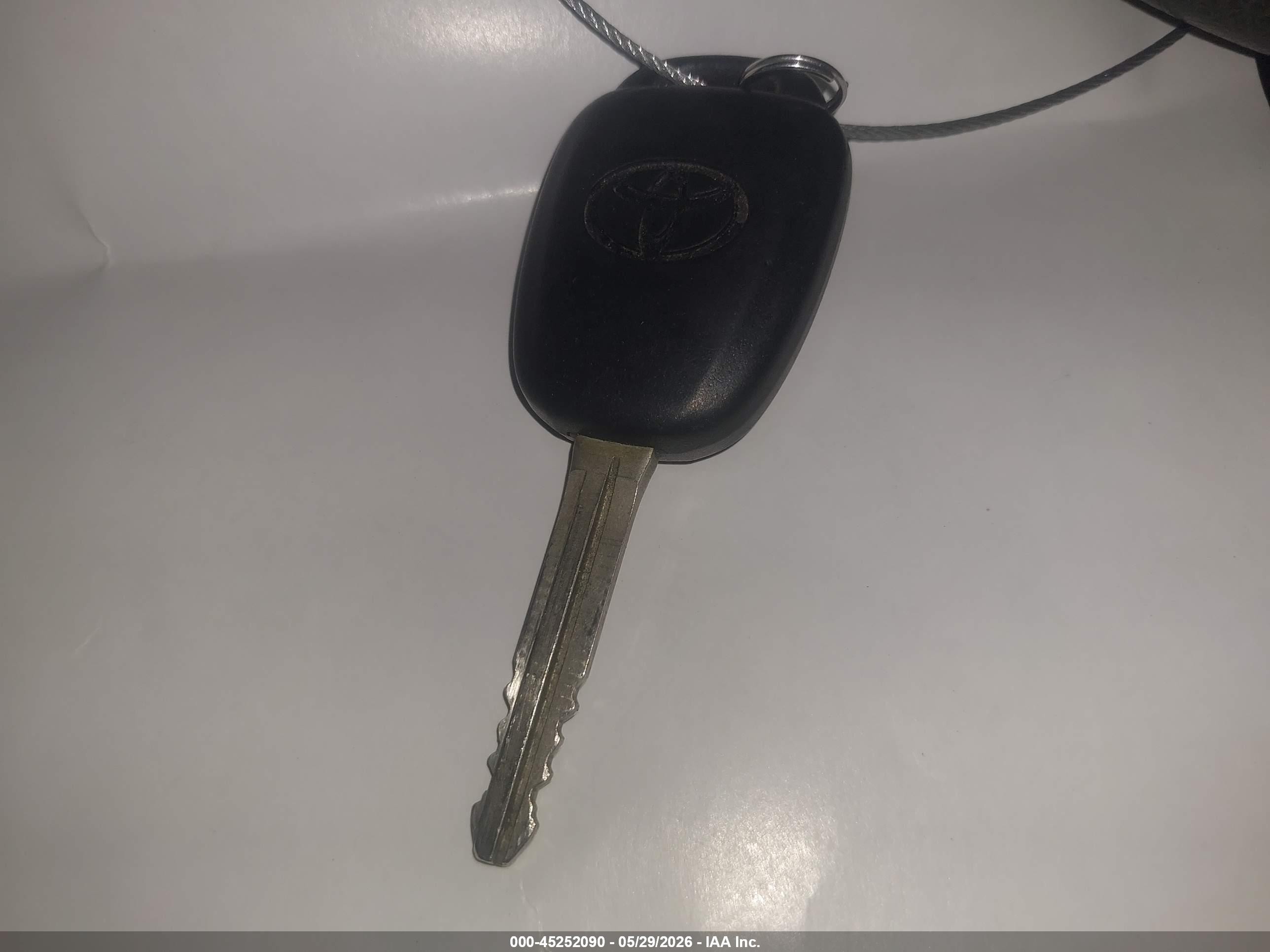 2019 Toyota Highlander Le Gray vin: 5TDZZRFH4KS333834