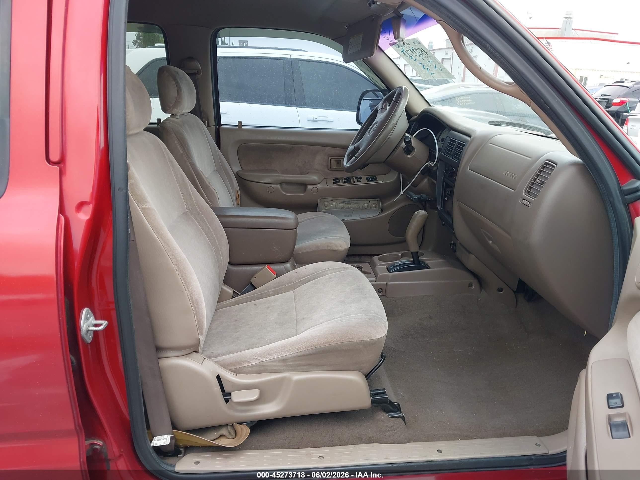 2001 Toyota Tacoma Prerunner Orange vin: 5TEGM92N01Z732405
