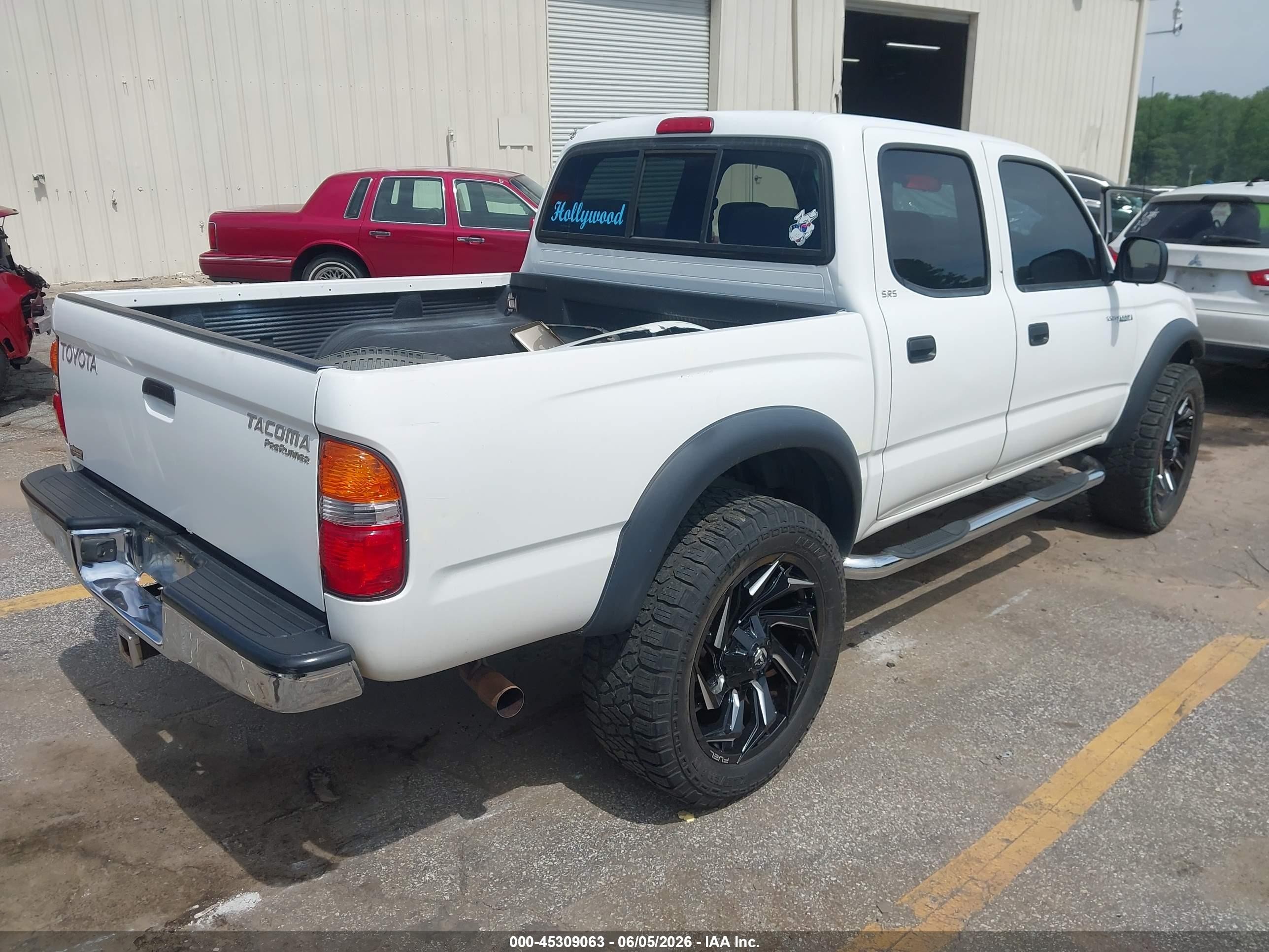 2002 Toyota Tacoma Prerunner White vin: 5TEGM92N12Z078967