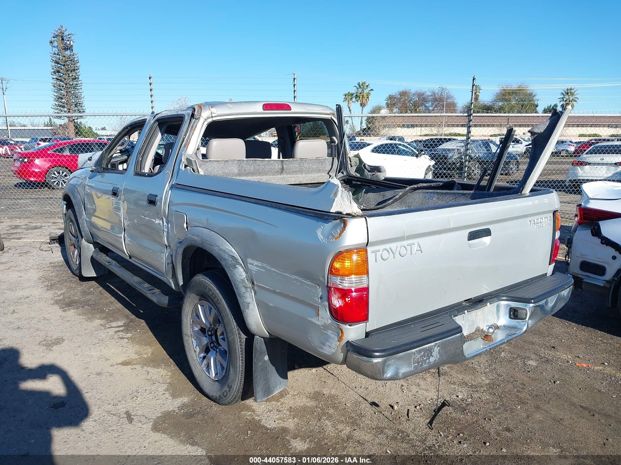 2002 Toyota Tacoma Prerunner Silver vin: 5TEGM92N32Z048403