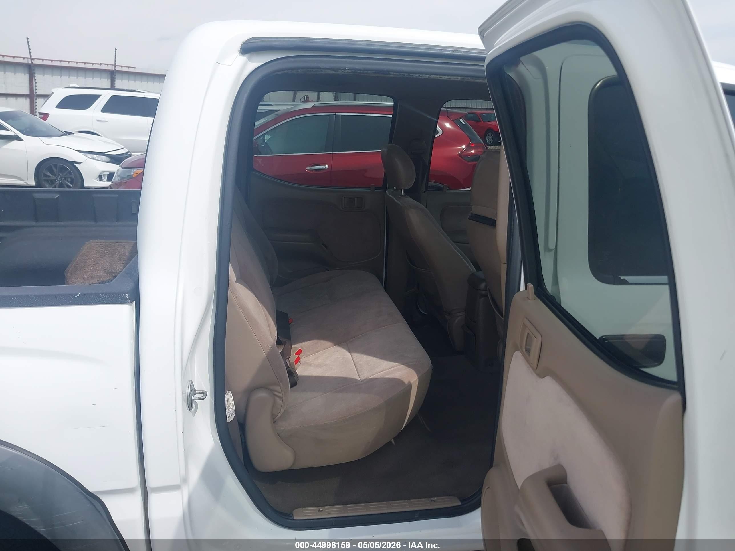 2004 Toyota Tacoma Prerunner White vin: 5TEGM92N64Z373341