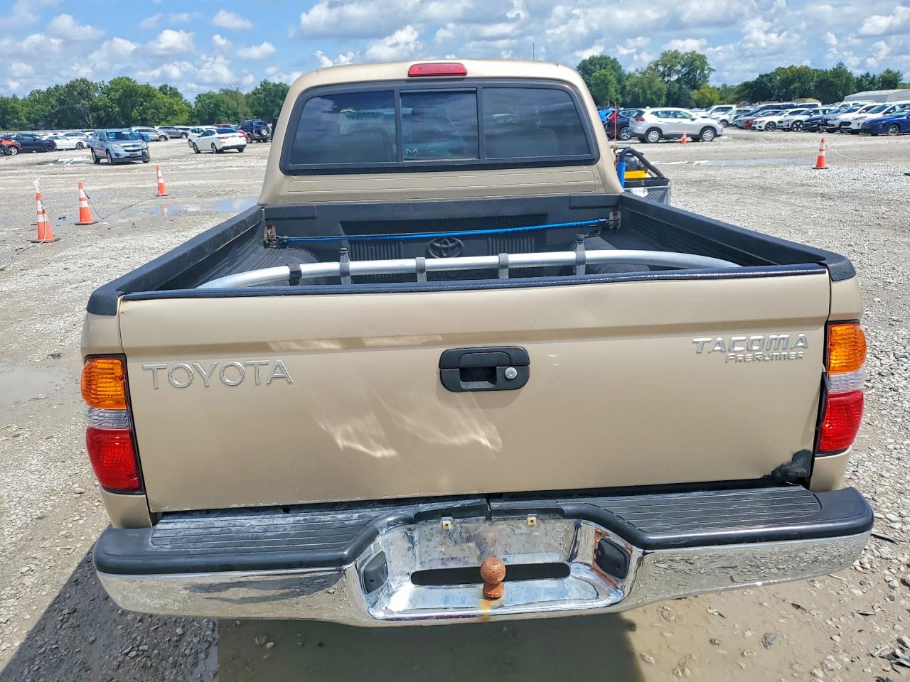 2002 Toyota Tacoma Double Cab Prerunner Tan vin: 5TEGM92N72Z112541