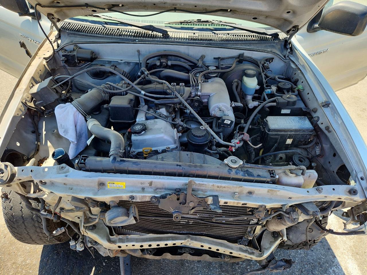 2001 Toyota Tacoma Double Cab Prerunner Silver vin: 5TEGM92N81Z740400
