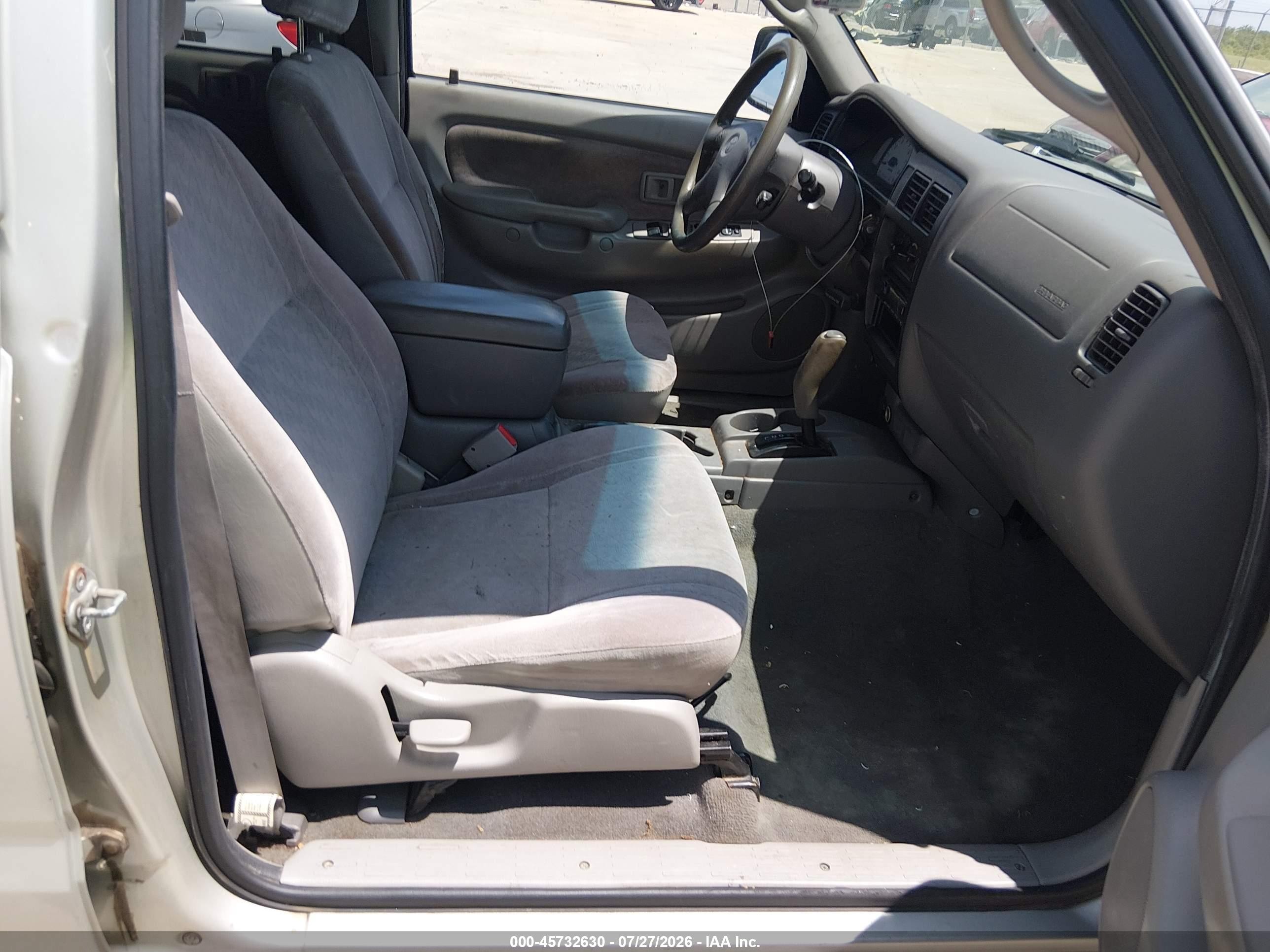 2002 Toyota Tacoma Prerunner Silver vin: 5TEGM92N92Z087514