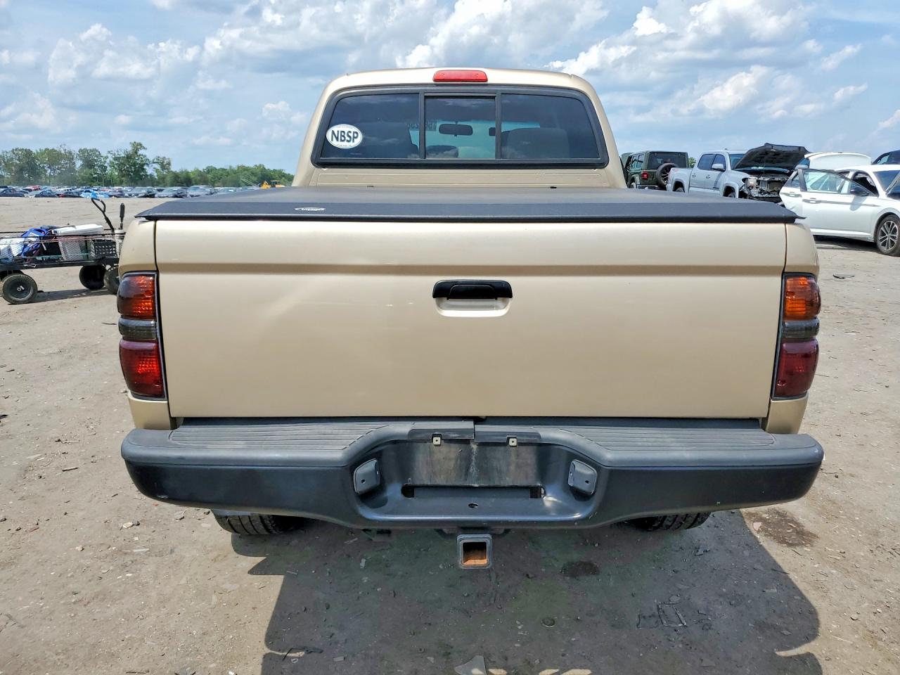 2004 Toyota Tacoma Double Cab Prerunner Золотой vin: 5TEGN92N04Z429254
