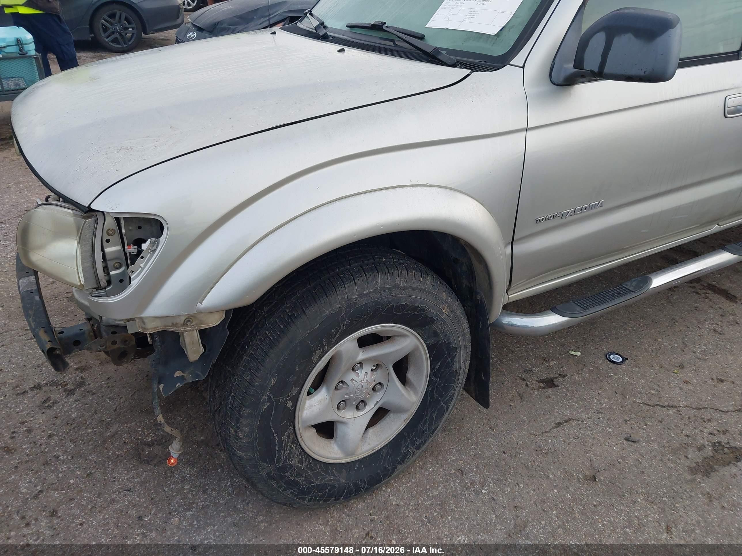 2001 Toyota Tacoma Prerunner V6 Silver vin: 5TEGN92N11Z850427