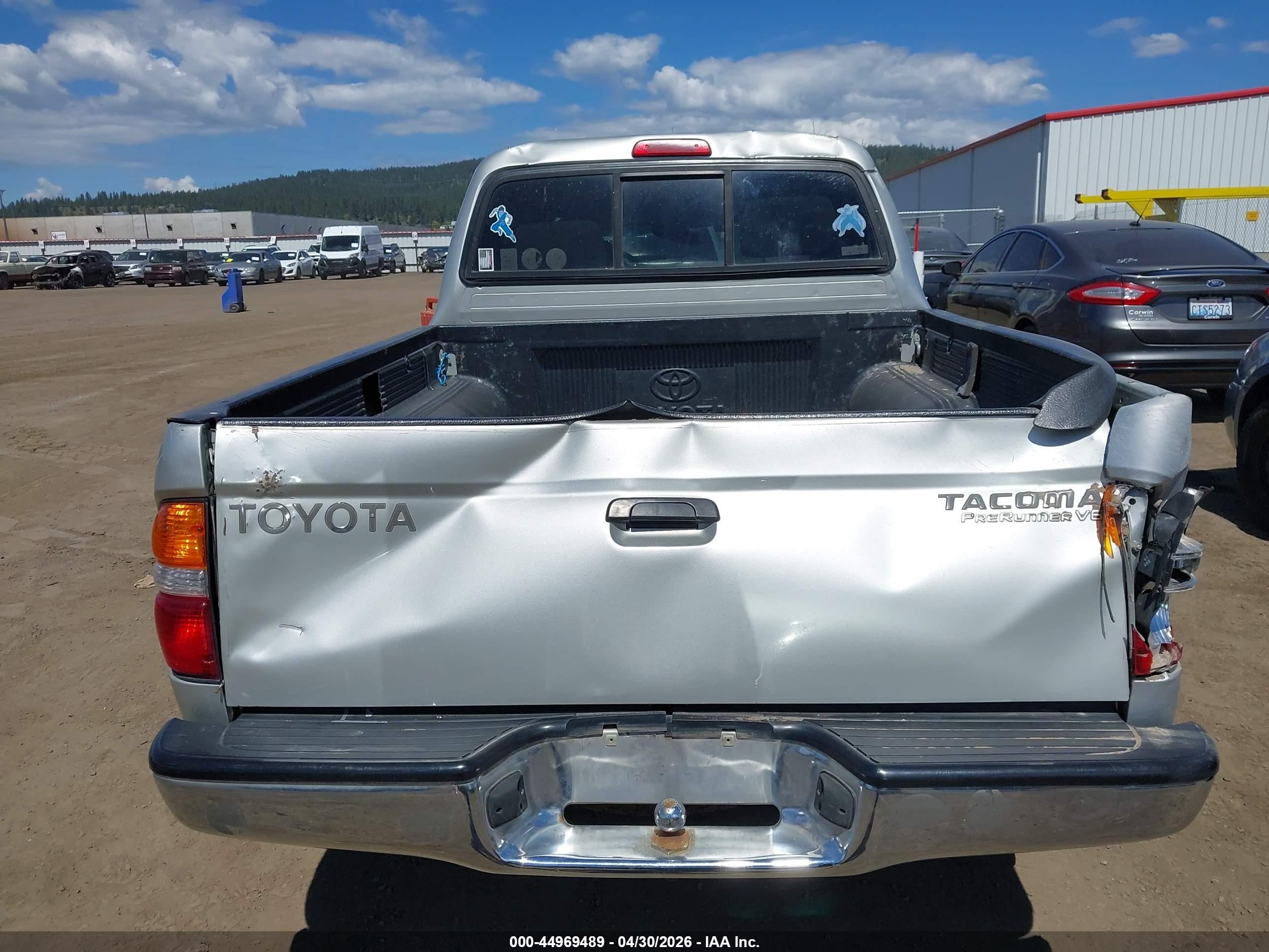 2004 Toyota Tacoma Prerunner V6 Silver vin: 5TEGN92N14Z369971