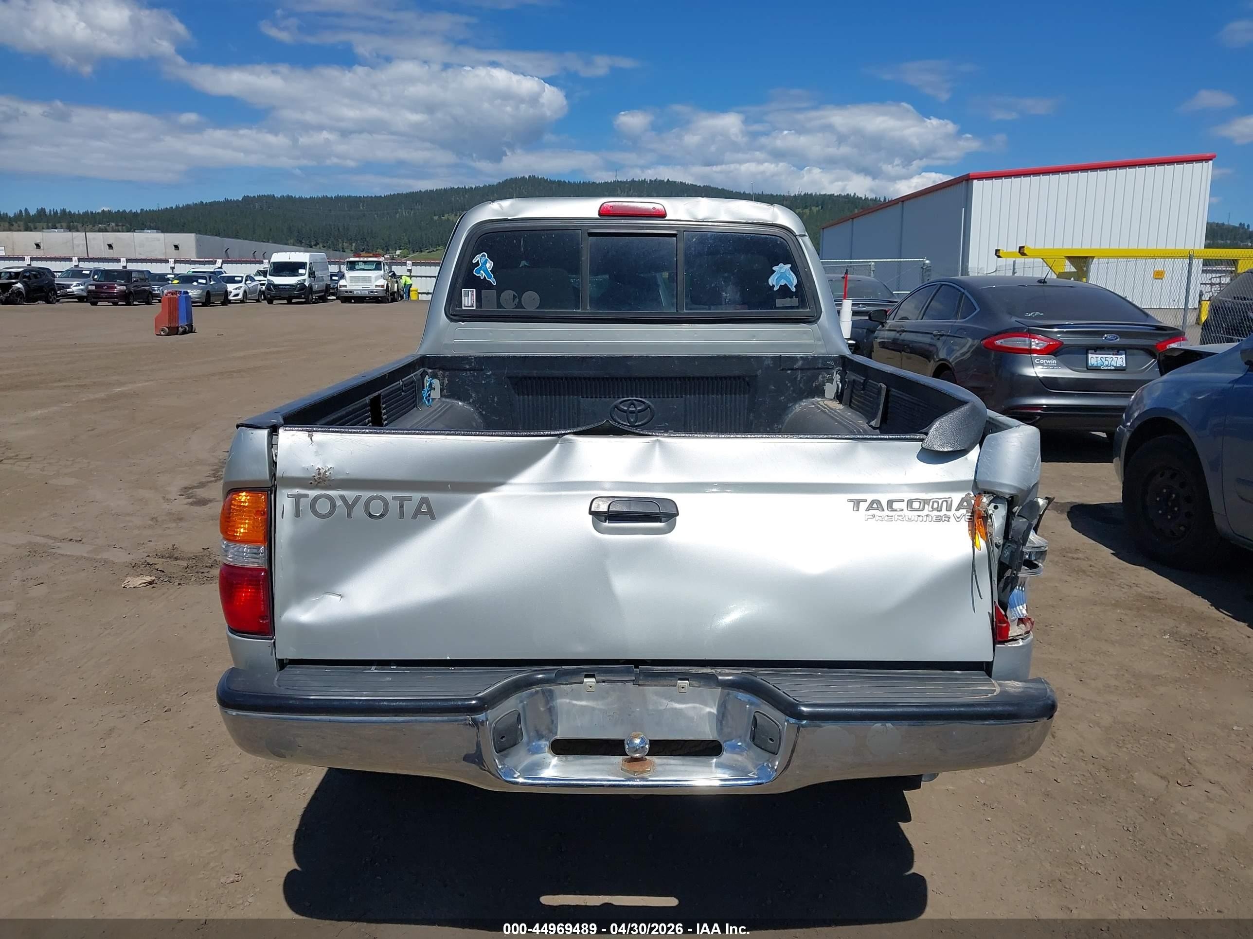 2004 Toyota Tacoma Prerunner V6 Silver vin: 5TEGN92N14Z369971