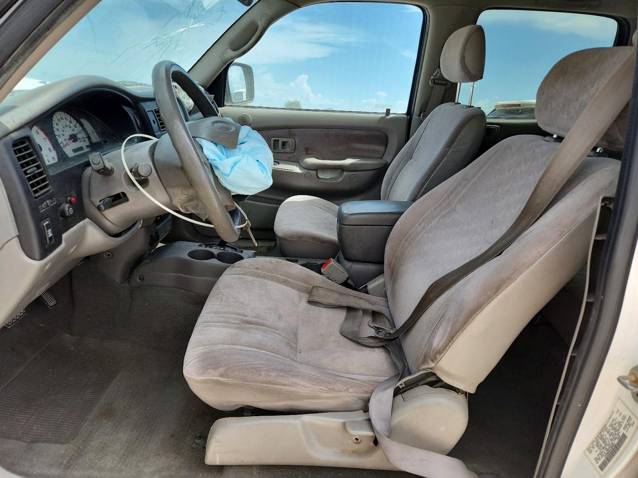 2001 Toyota Tacoma Double Cab Prerunner White vin: 5TEGN92N21Z868614