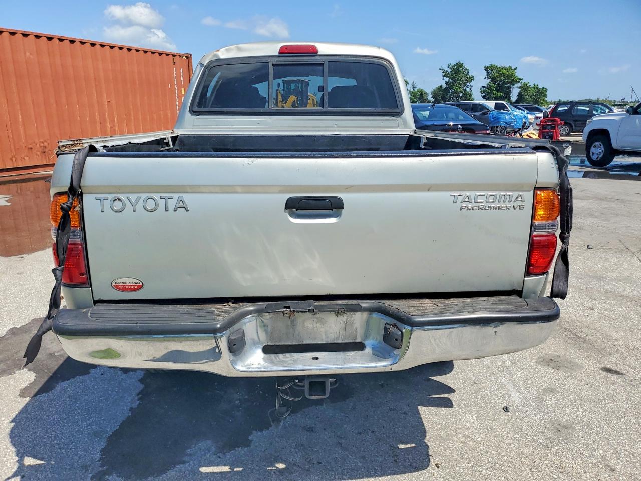 2004 Toyota Tacoma Double Cab Prerunner Silver vin: 5TEGN92N24Z337627