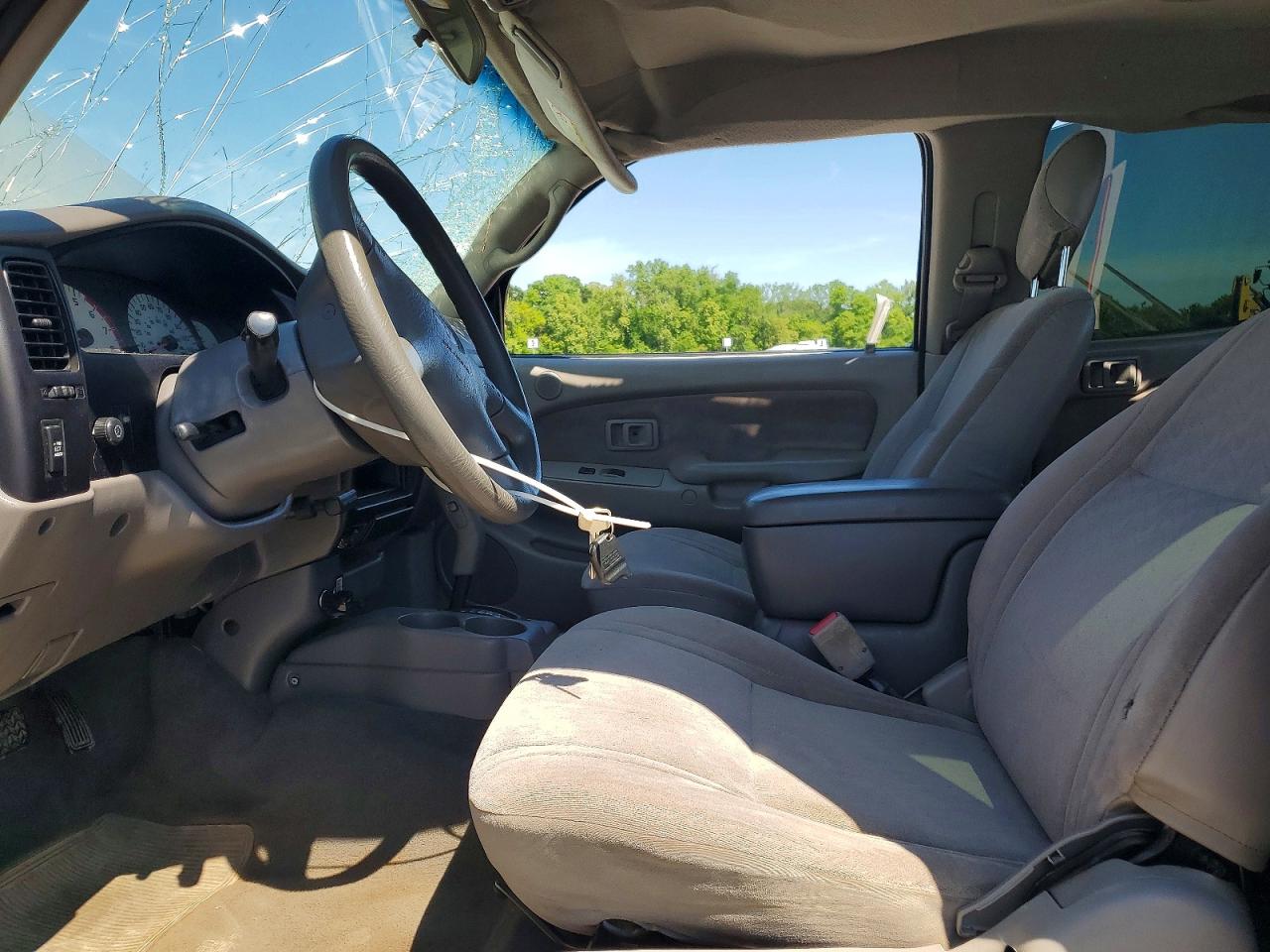 2001 Toyota Tacoma Double Cab Prerunner Silver vin: 5TEGN92N31Z863518