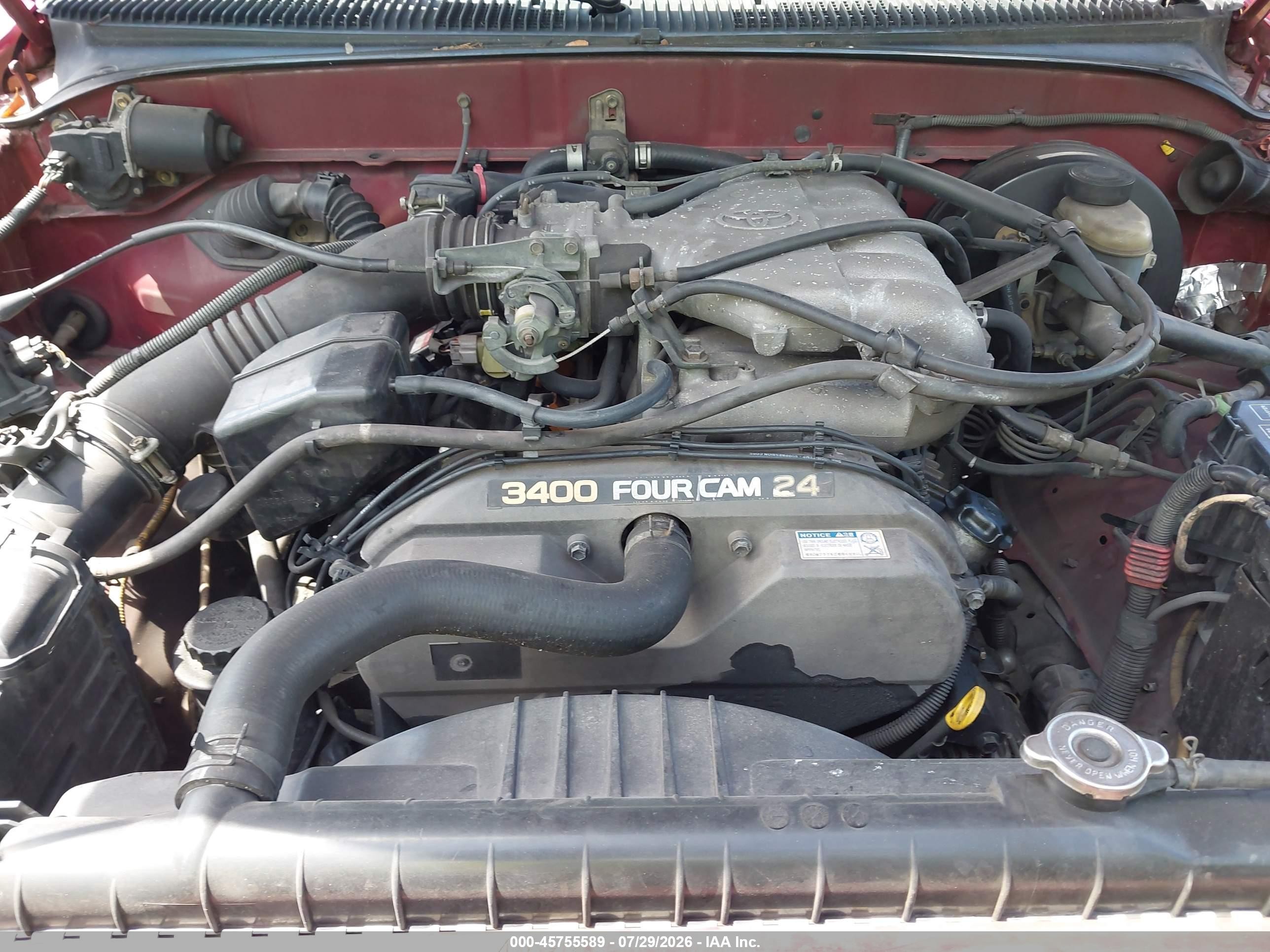 2002 Toyota Tacoma Prerunner V6 Red vin: 5TEGN92N32Z068079