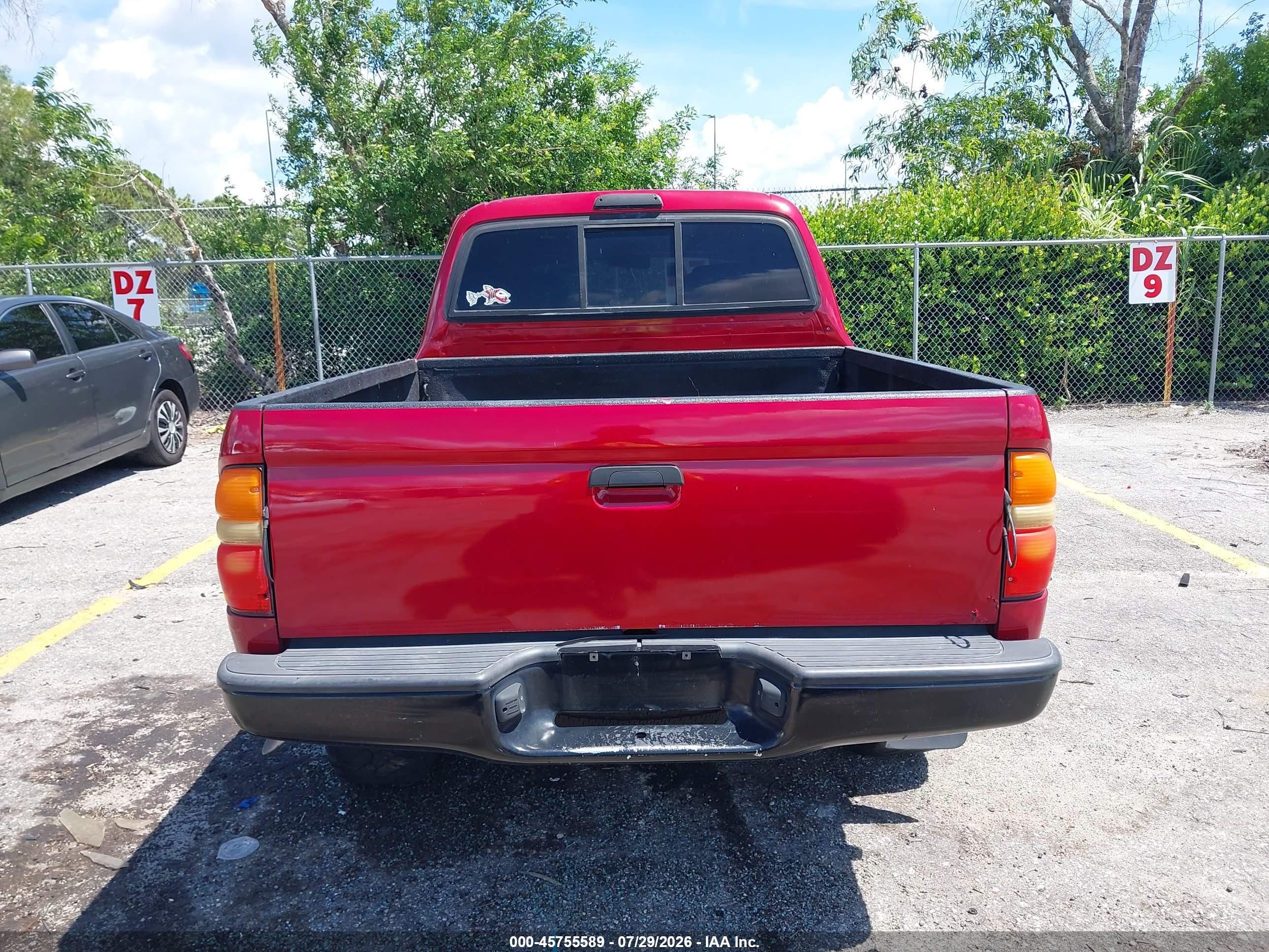 2002 Toyota Tacoma Prerunner V6 Red vin: 5TEGN92N32Z068079