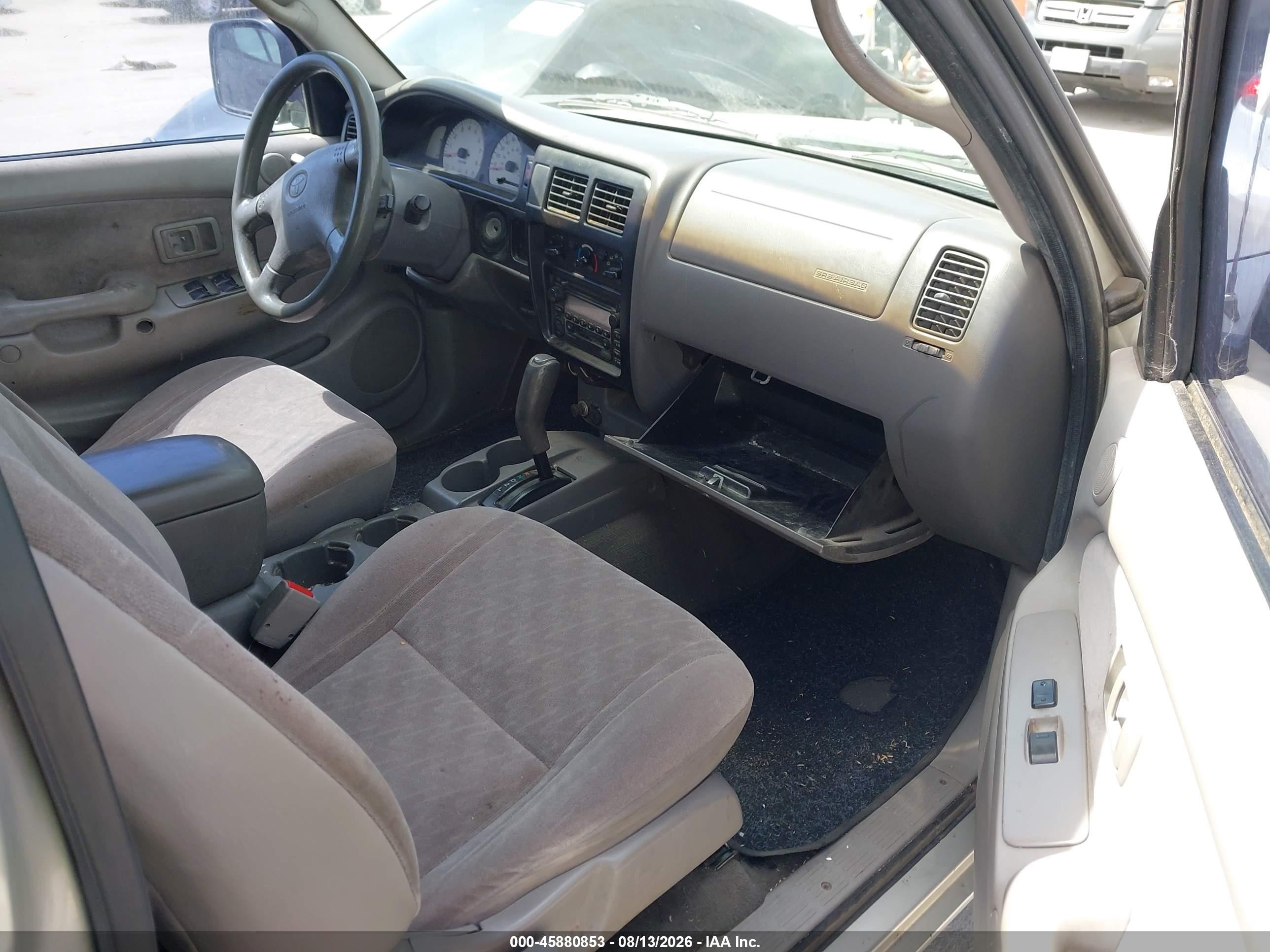 2002 Toyota Tacoma Prerunner V6 Silver vin: 5TEGN92N32Z126983