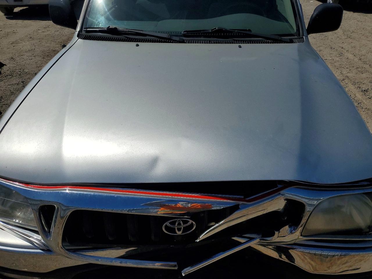 2002 Toyota Tacoma Double Cab Prerunner Silver vin: 5TEGN92N42Z894763