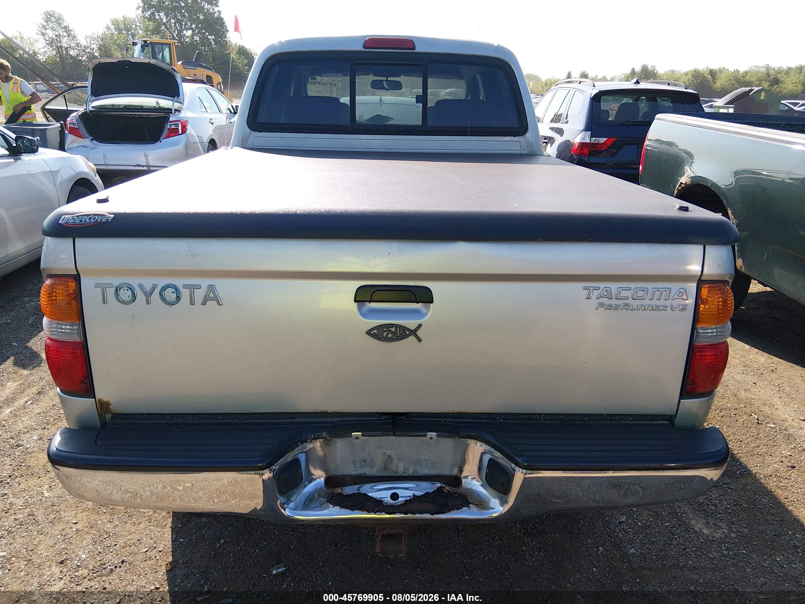 2004 Toyota Tacoma Prerunner V6 Silver vin: 5TEGN92N74Z394227