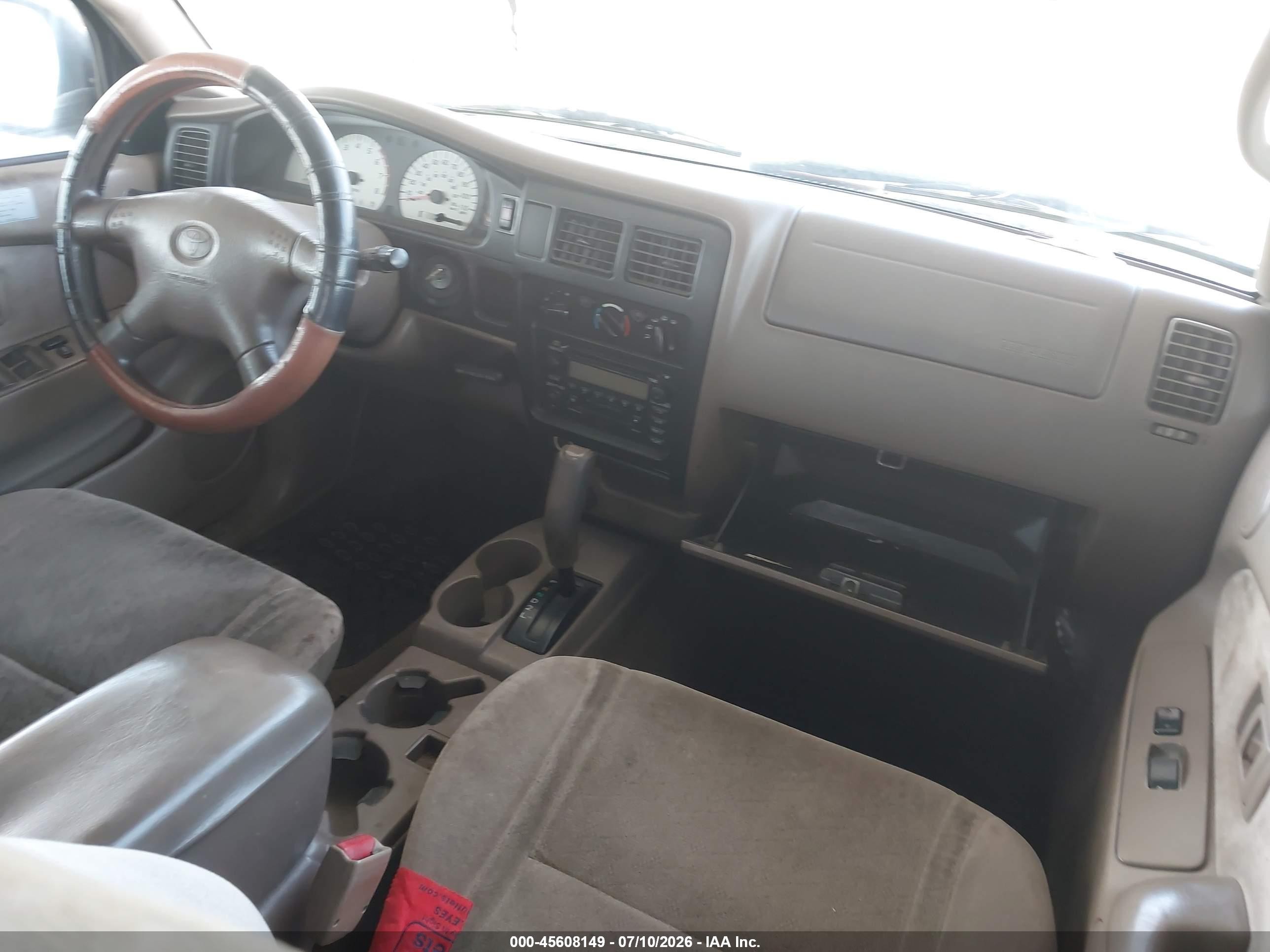 2004 Toyota Tacoma Prerunner V6 Red vin: 5TEGN92N74Z457701