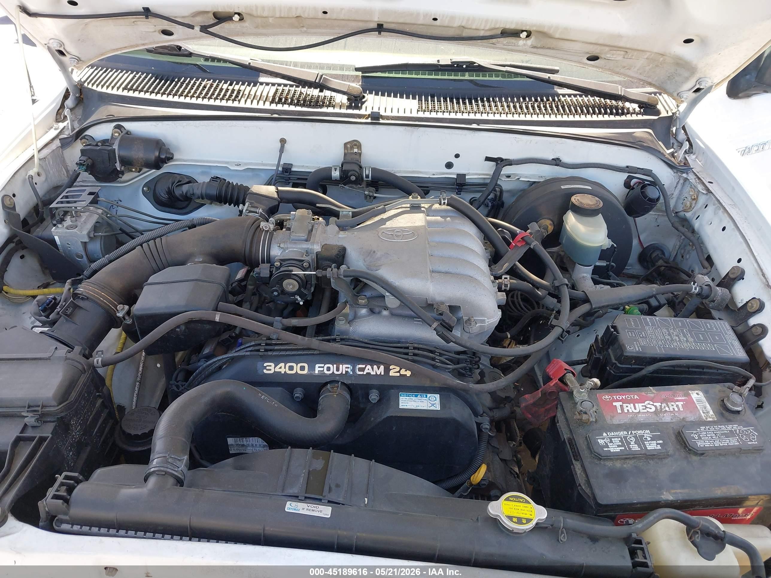 2004 Toyota Tacoma Prerunner V6 White vin: 5TEGN92N74Z461344