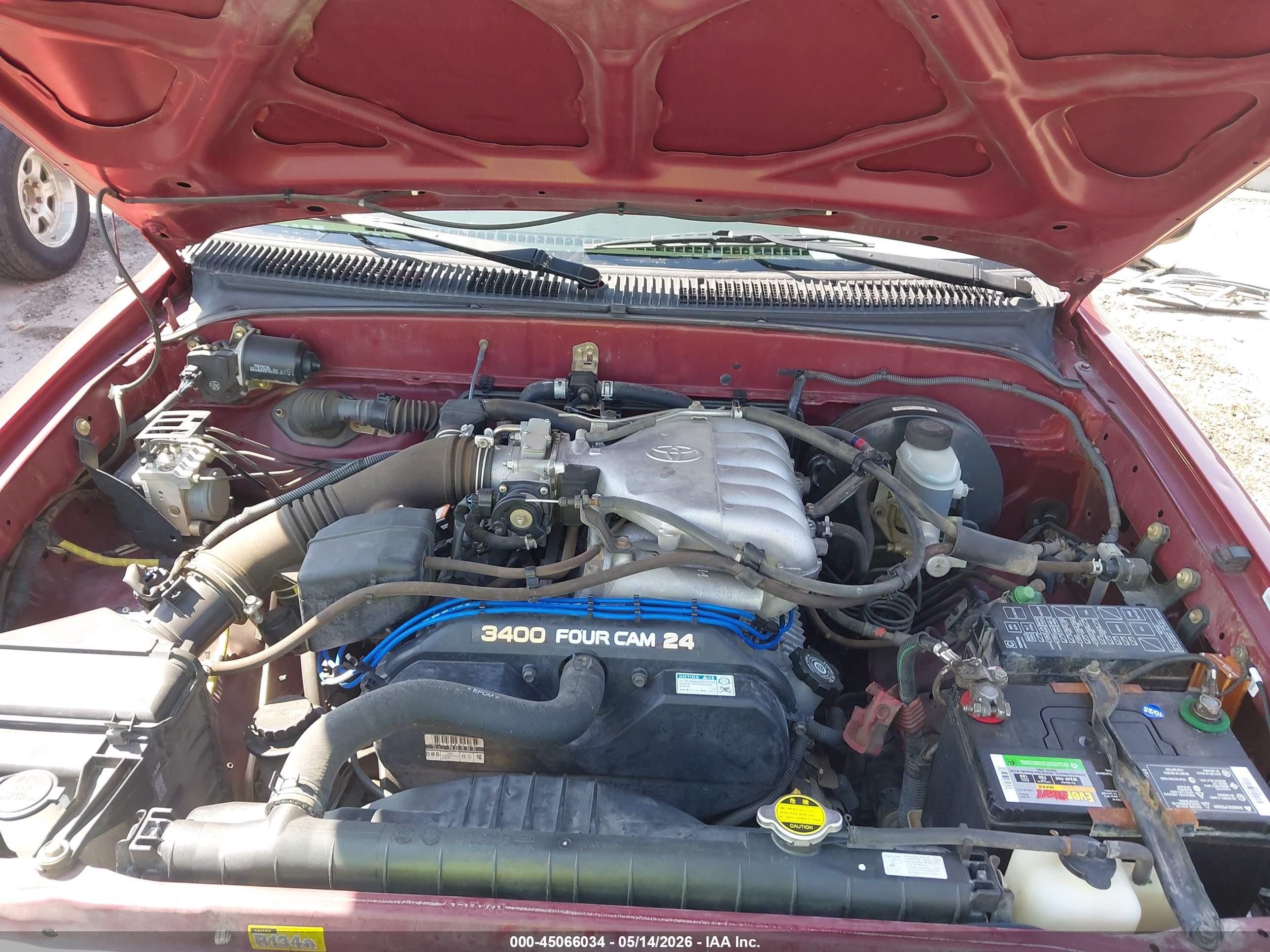 2004 Toyota Tacoma Prerunner V6 Red vin: 5TEGN92N84Z444813