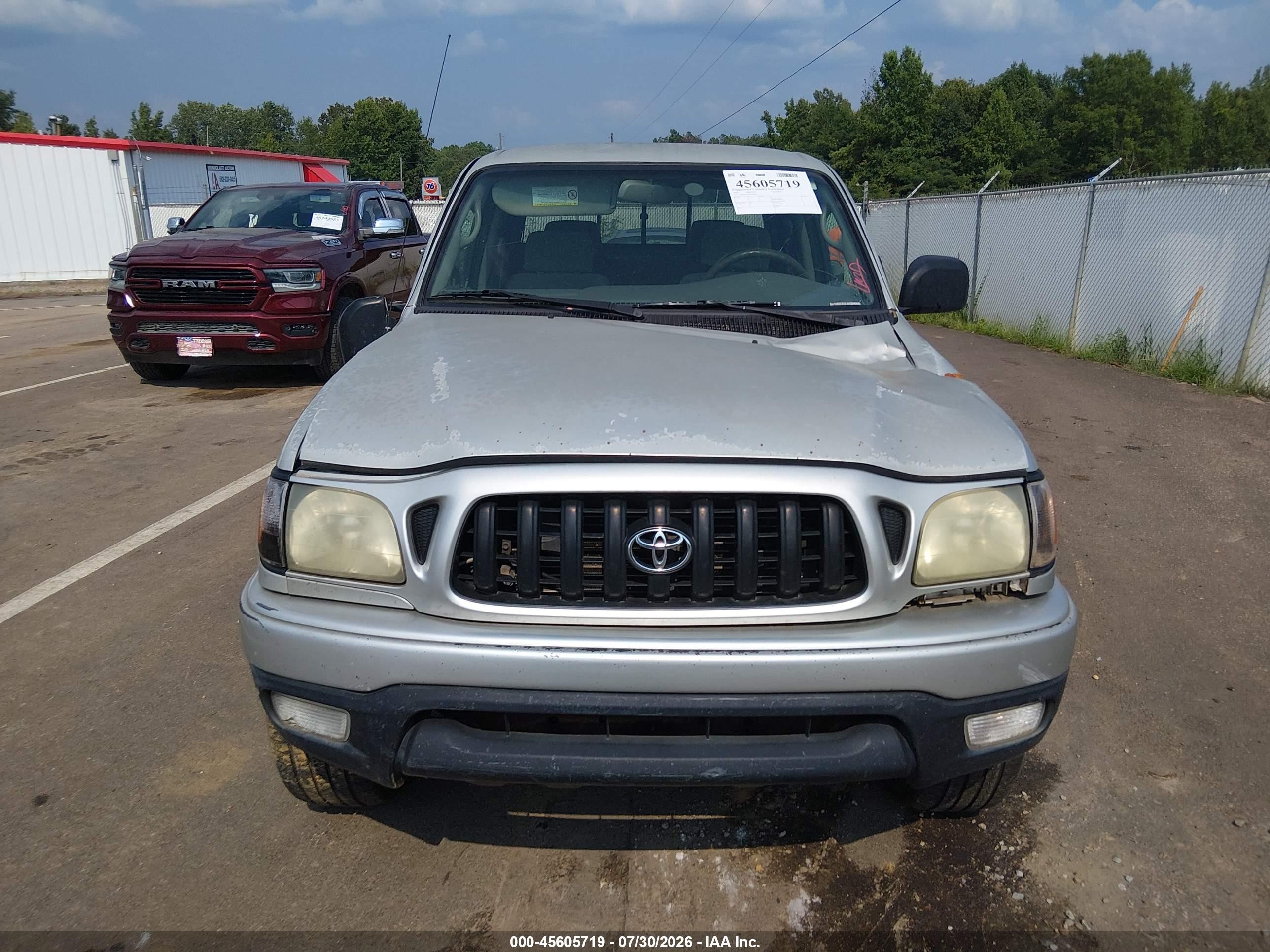 2004 Toyota Tacoma Prerunner V6 Silver vin: 5TEGN92NX4Z308120