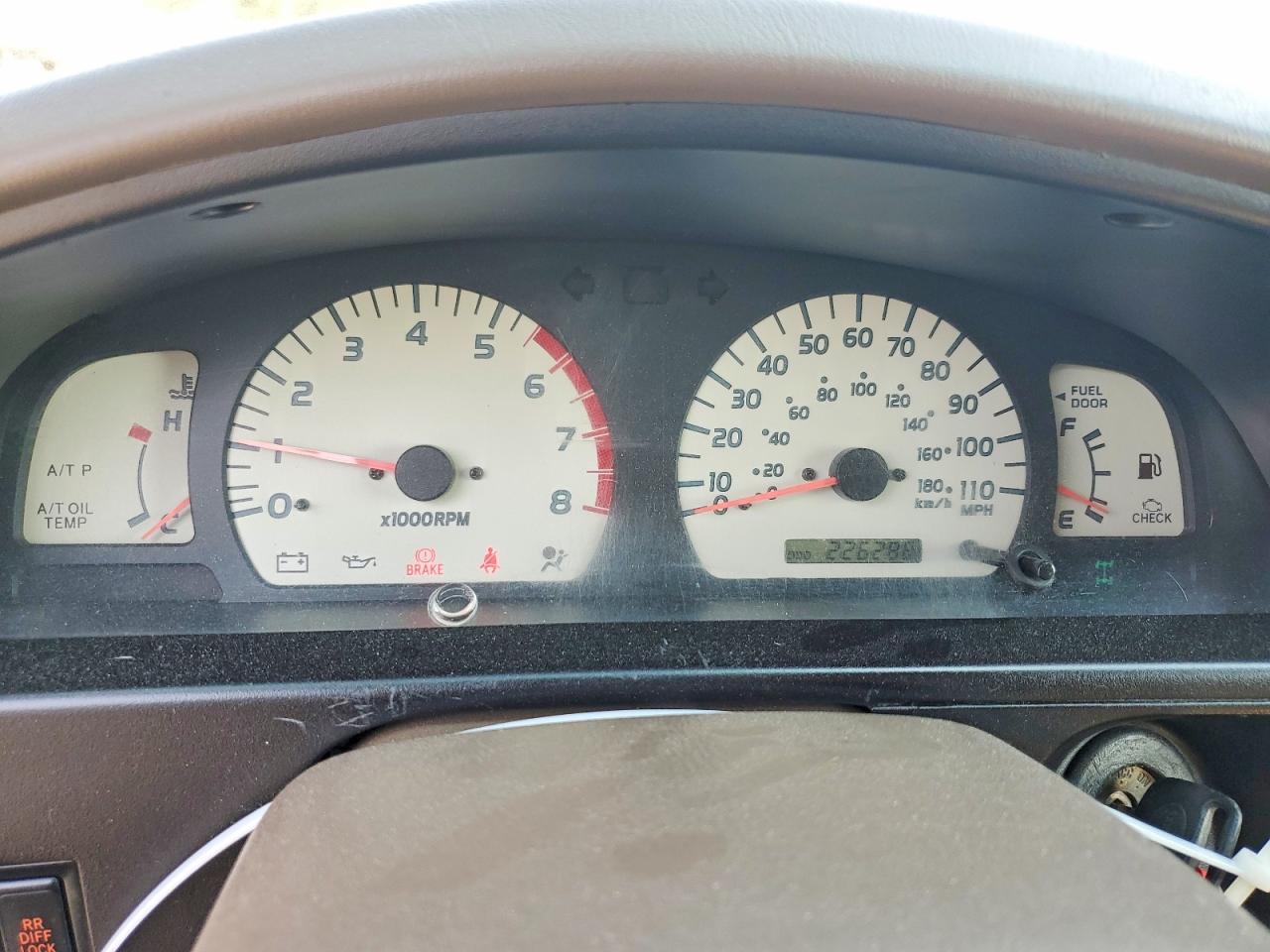 2004 Toyota Tacoma V6 Золотой vin: 5TEHN72N04Z445754