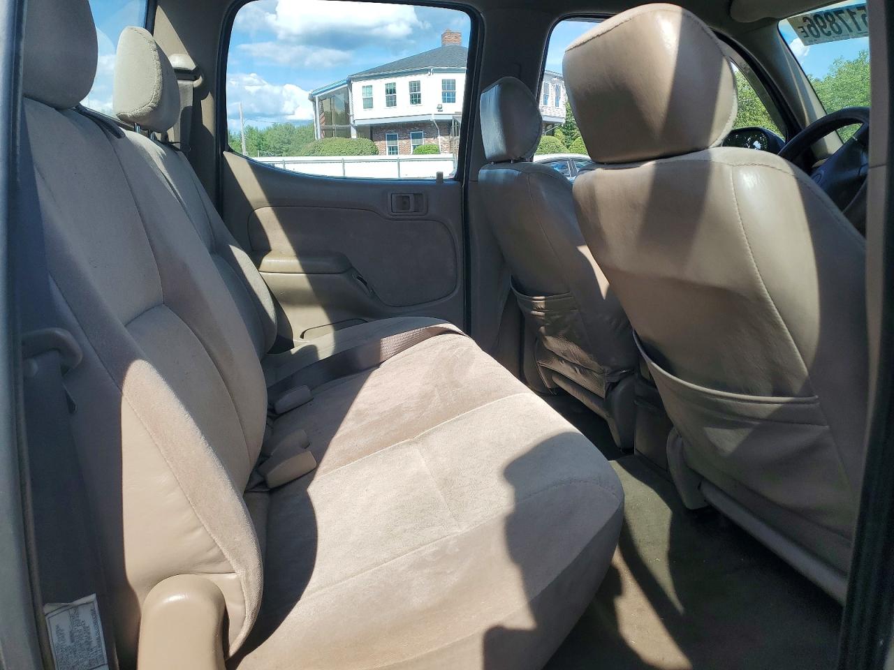 2001 Toyota Tacoma Double Cab Tan vin: 5TEHN72N11Z742950