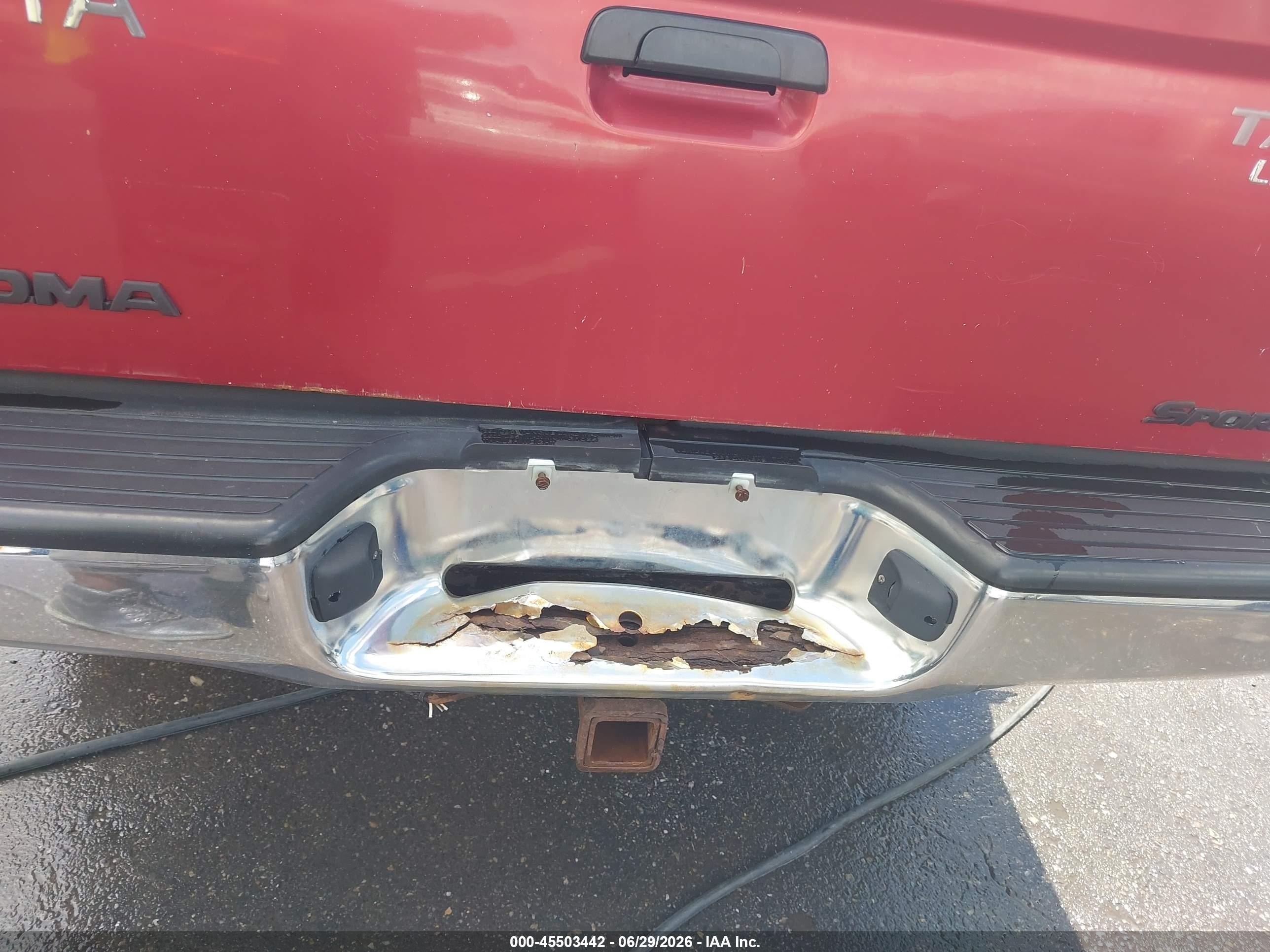 2001 Toyota Tacoma Base V6 Красный vin: 5TEHN72N31Z733702